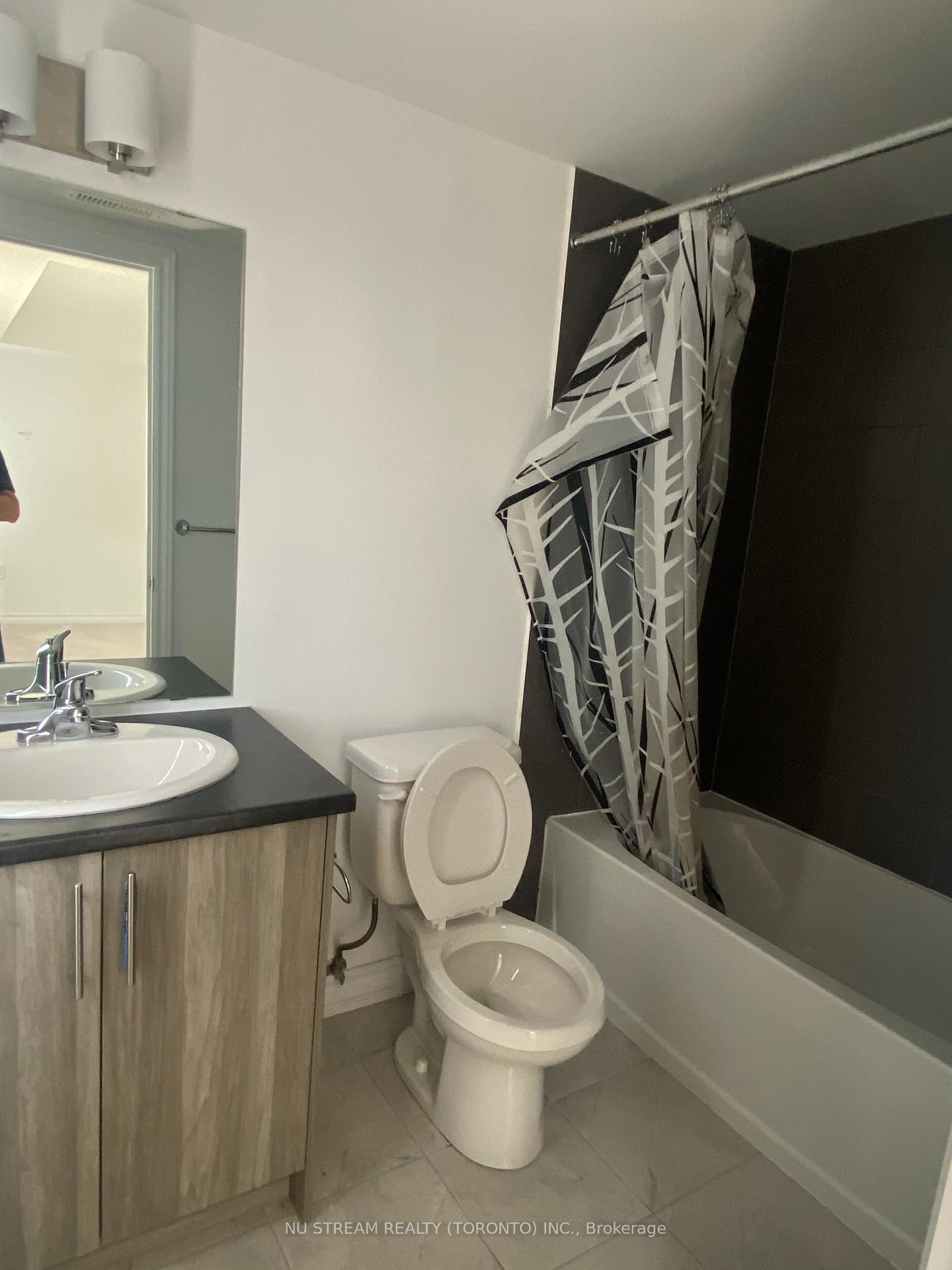 Photo 13 of Unit 3, 9 Hay Lane, Barrie, Rural Barrie Southeast — HOMEH