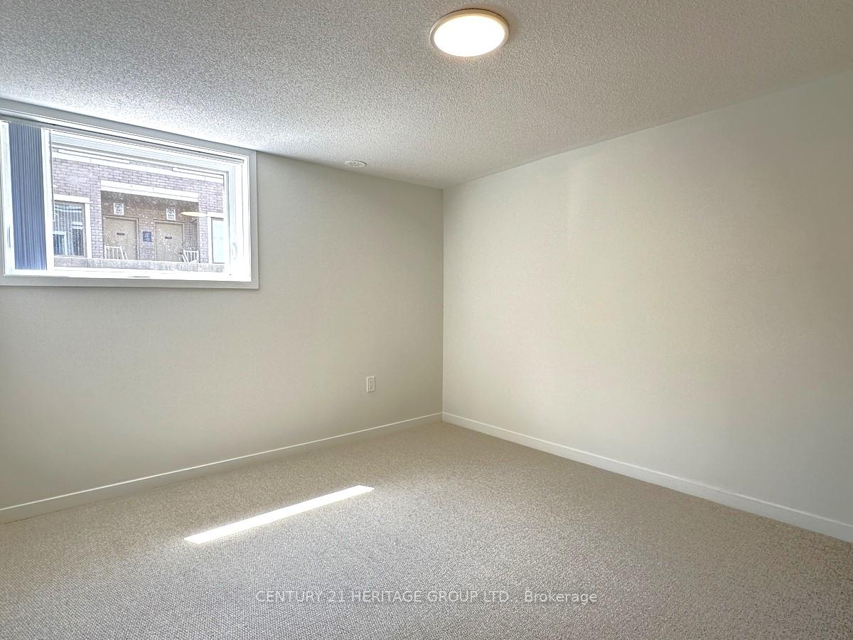 Photo 16 of Unit TH243, 121 Honeycrisp Crescent, Vaughan, Vaughan Corporate Centre — HOMEH