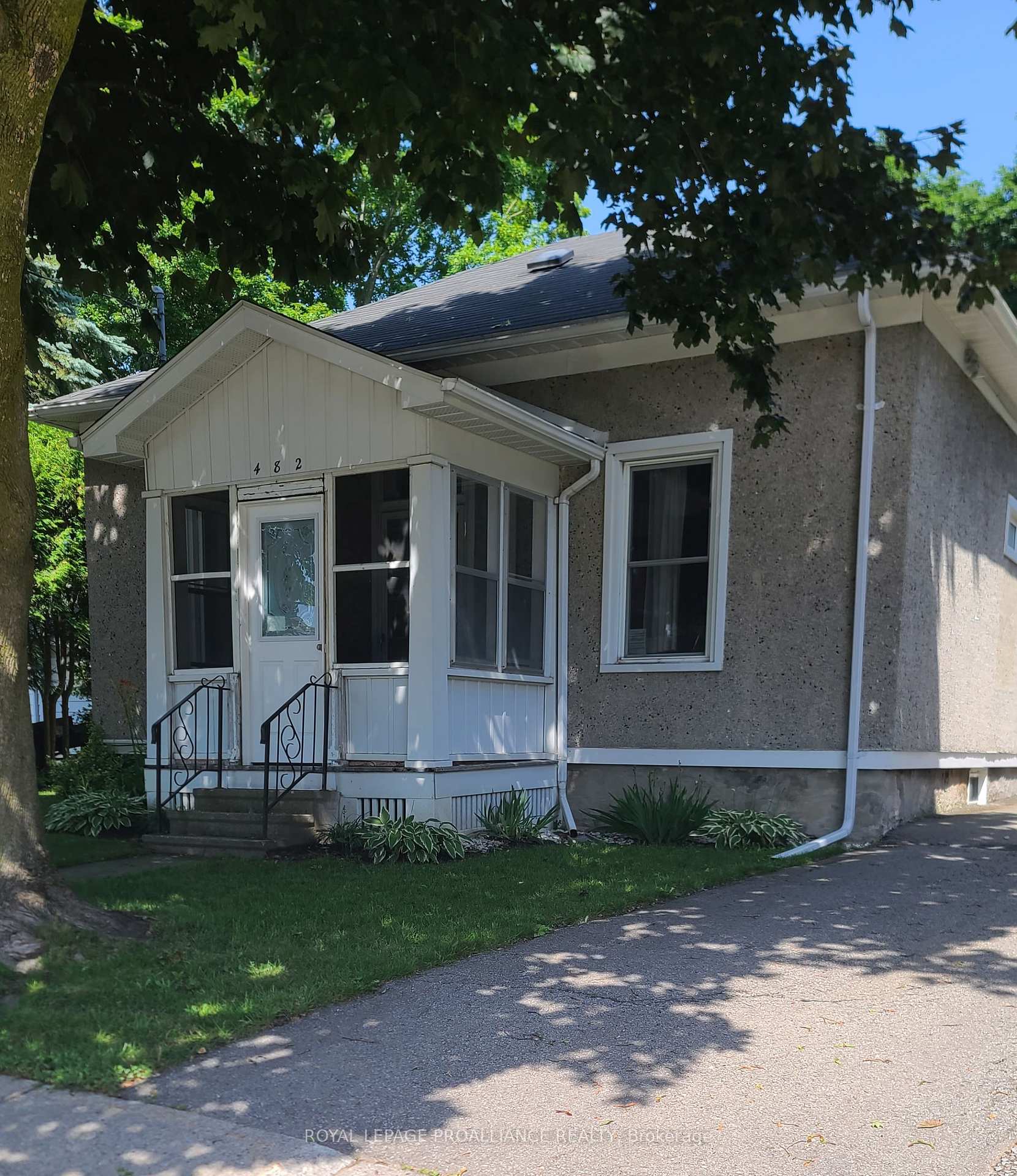 Photo 3 of 482 James Street W, Prescott, Prescott — HOMEH
