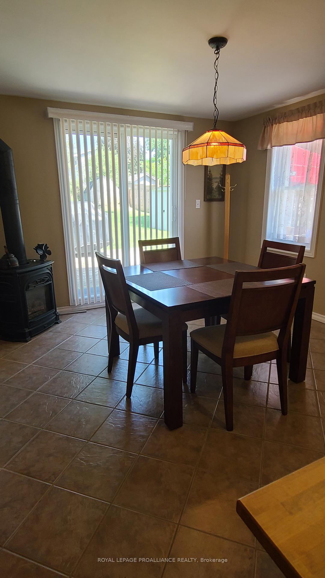 Photo 5 of 482 James Street W, Prescott, Prescott — HOMEH