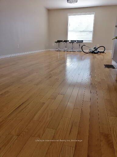 Photo 14 of Unit Main Unit, 22 Clairfields Drive W, Guelph, Clairfields/Hanlon Business Park — HOMEH