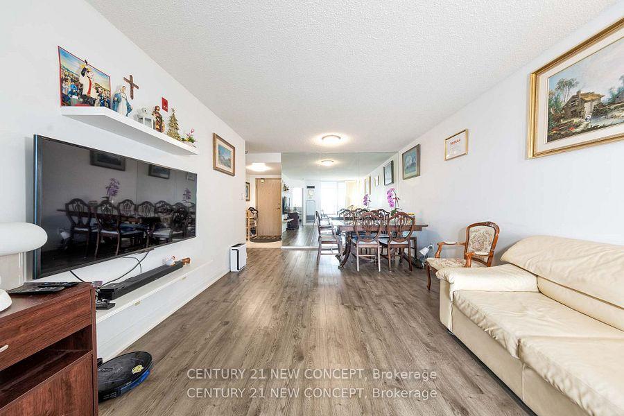 Photo 1 of Unit 932, 22 Southport Street, Toronto, High Park-Swansea — HOMEH