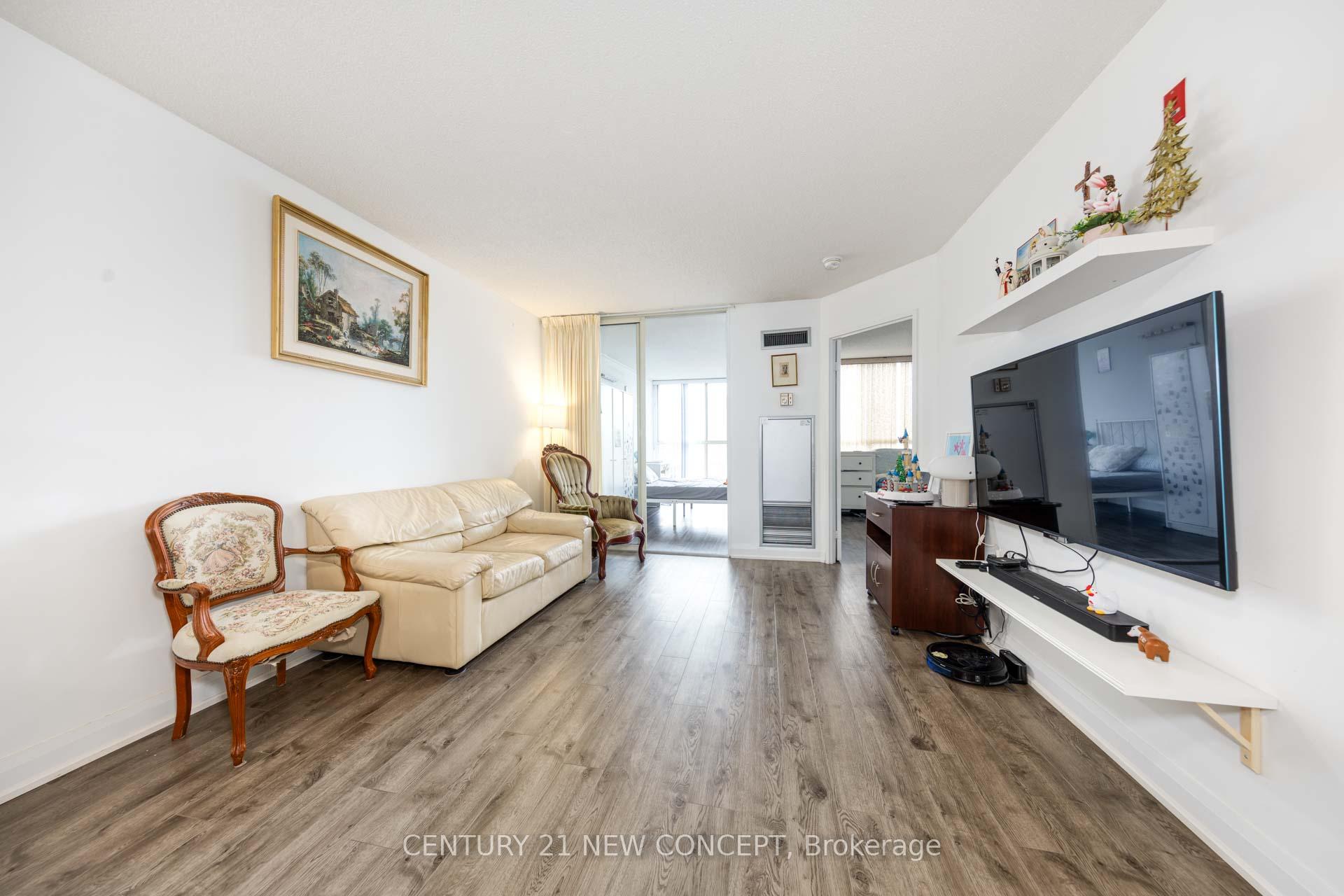 Photo 8 of Unit 932, 22 Southport Street, Toronto, High Park-Swansea — HOMEH