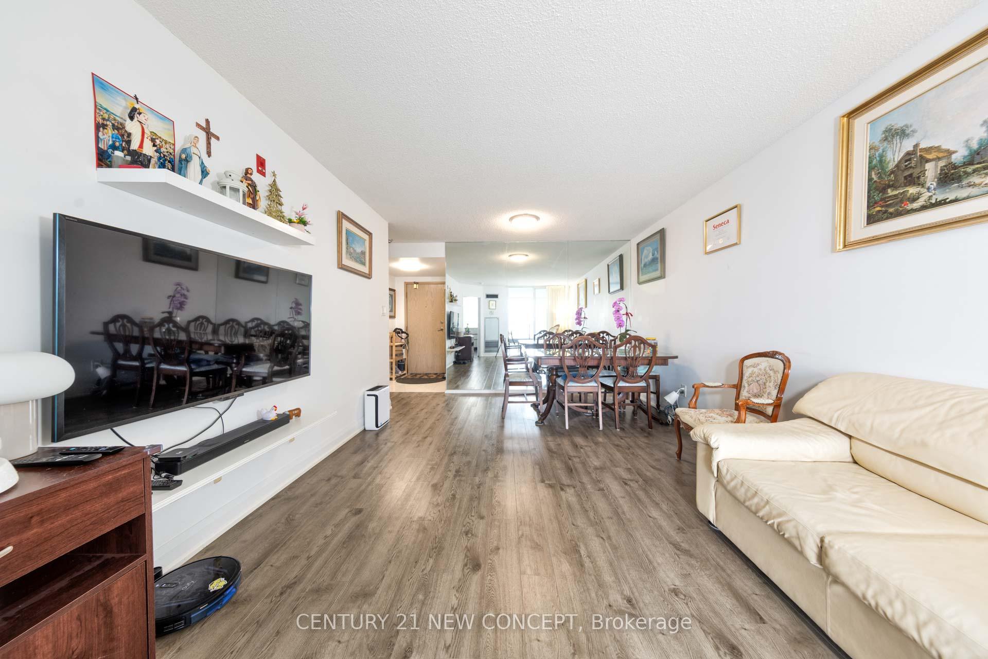 Photo 10 of Unit 932, 22 Southport Street, Toronto, High Park-Swansea — HOMEH