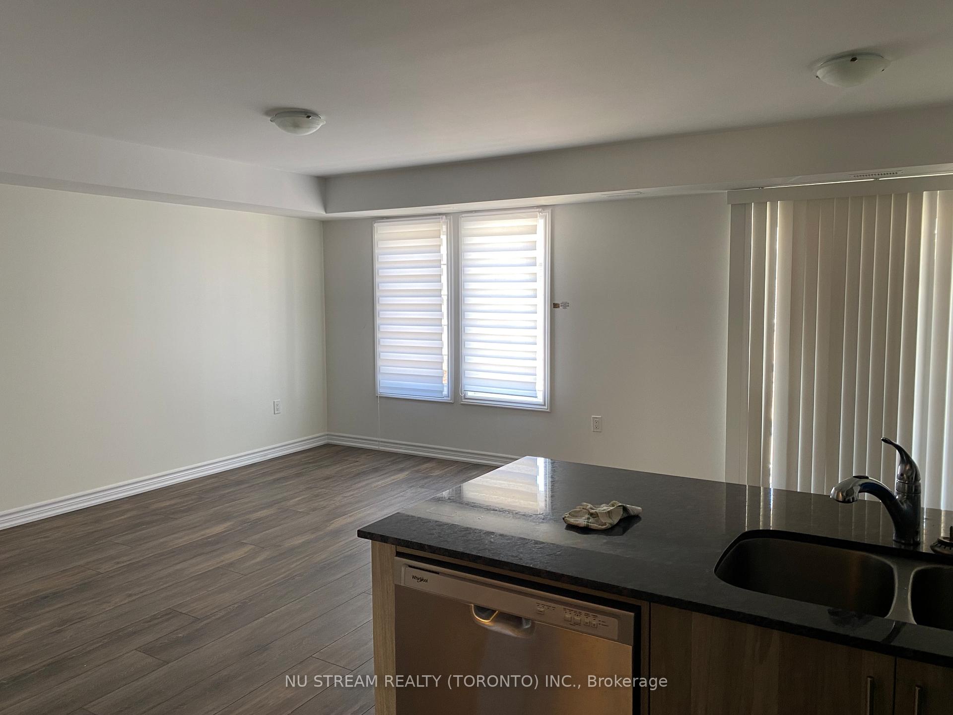 Photo 9 of Unit 4, 9 Hay Lane, Barrie, Rural Barrie Southeast — HOMEH