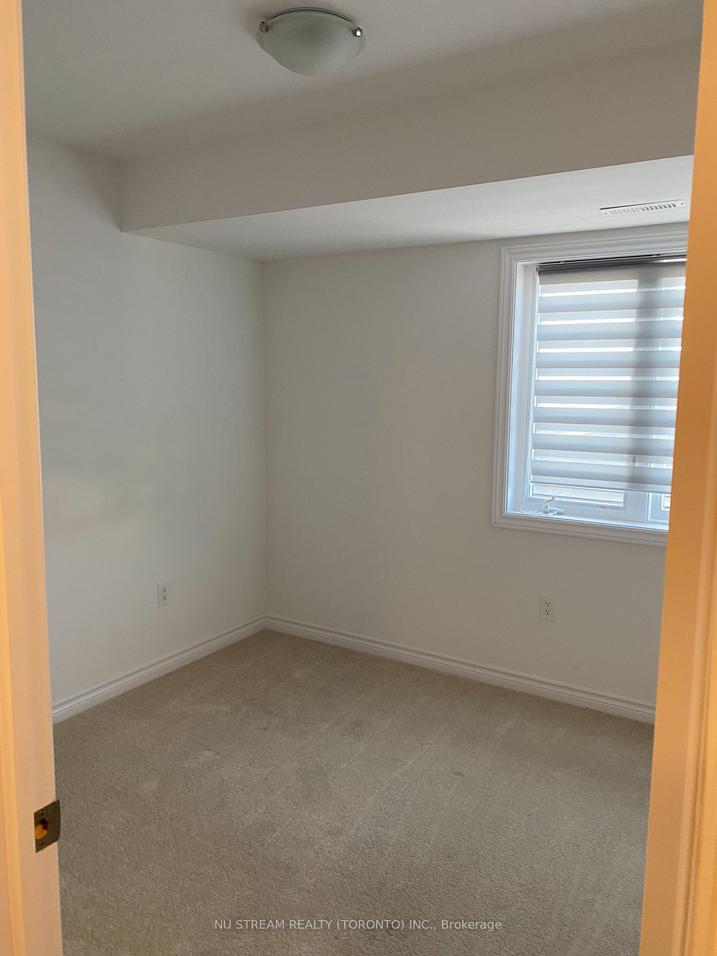 Photo 11 of Unit 4, 9 Hay Lane, Barrie, Rural Barrie Southeast — HOMEH