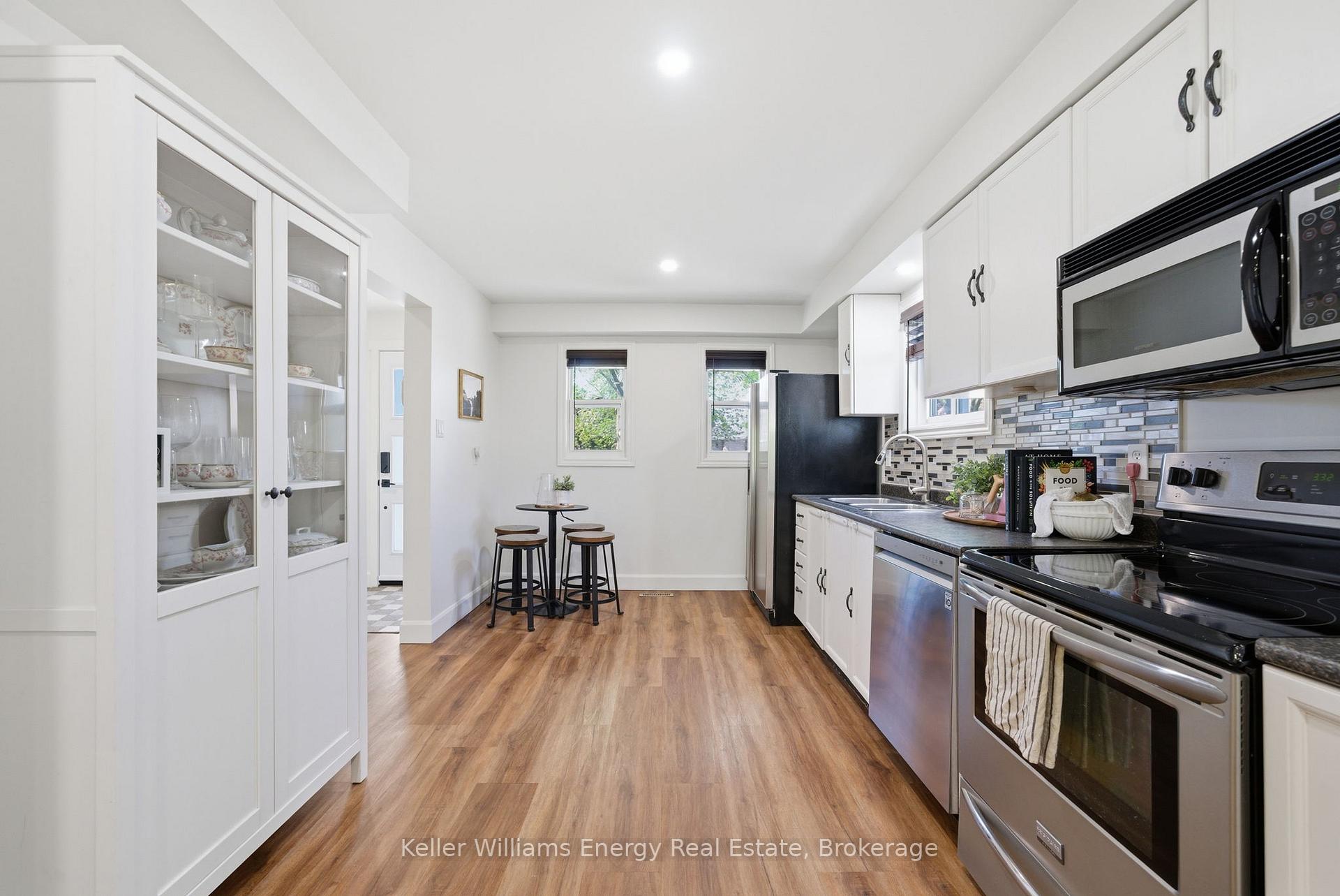 Photo 7 of 149 Andrew Street, Clarington, Newcastle — HOMEH