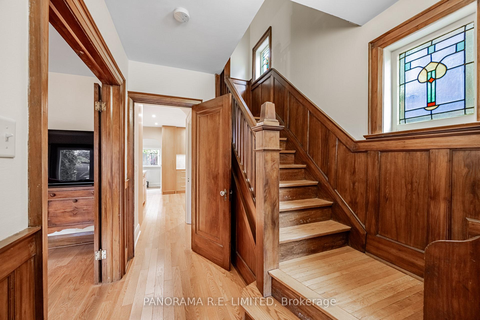 Photo 4 of 239 Winona Drive, Toronto, Oakwood Village — HOMEH