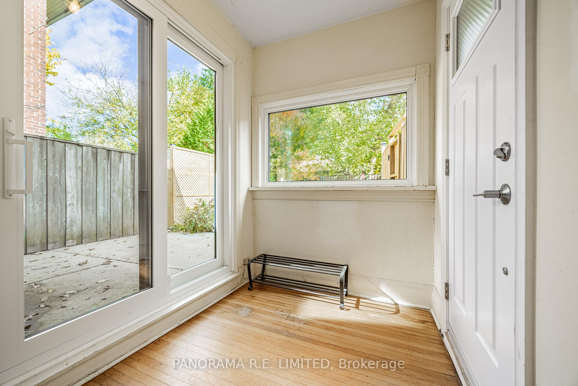 Photo 20 of 239 Winona Drive, Toronto, Oakwood Village — HOMEH