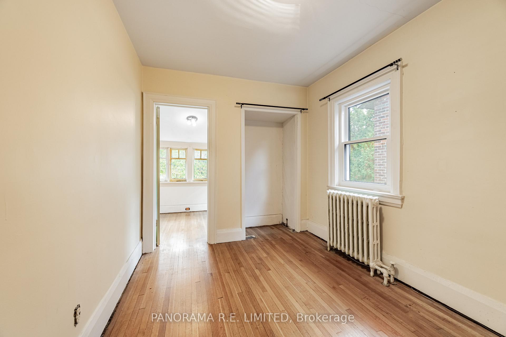 Photo 25 of 239 Winona Drive, Toronto, Oakwood Village — HOMEH