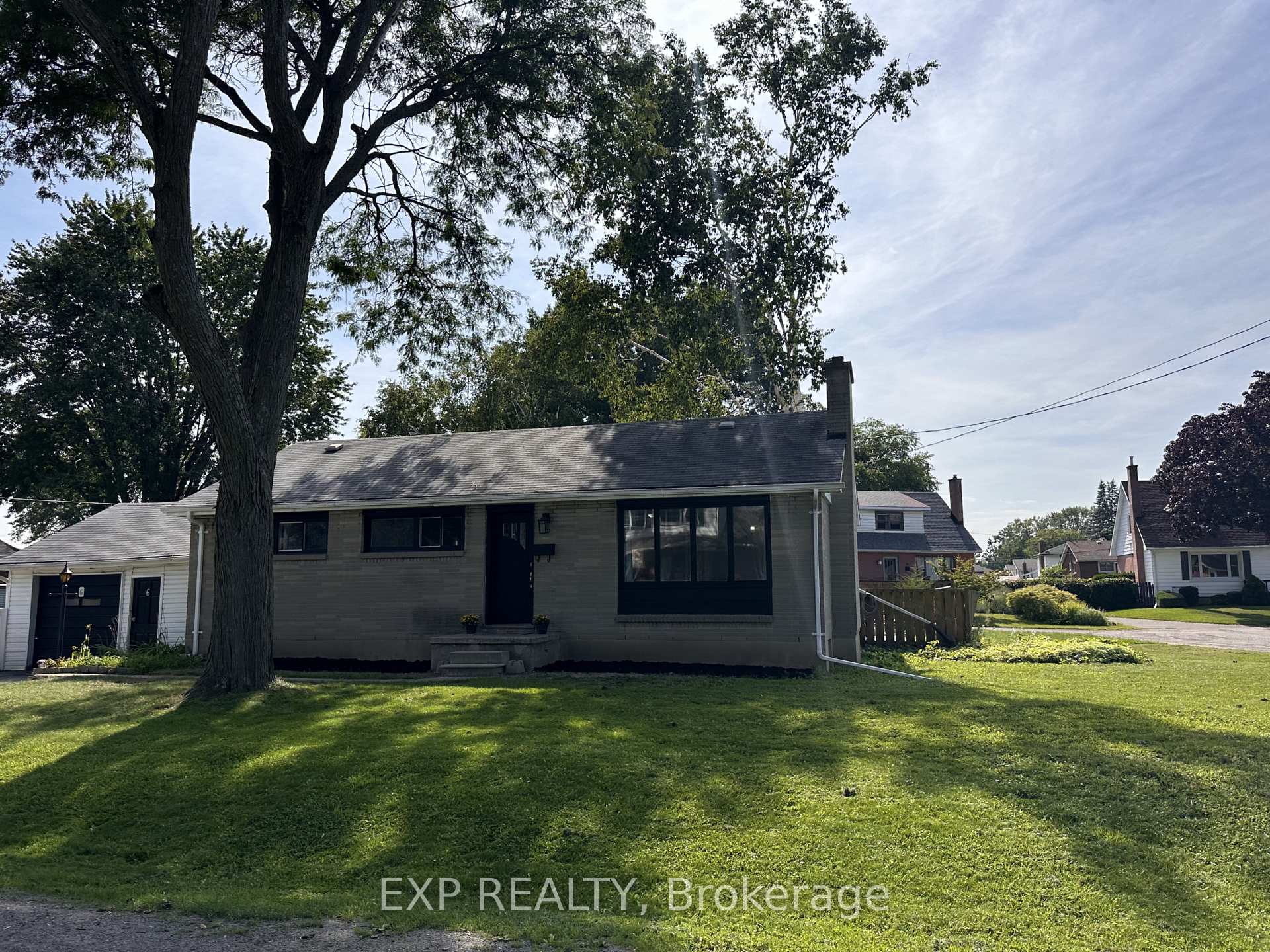 Photo 6 of 6 Woodland Acres, Belleville, Belleville Ward — HOMEH