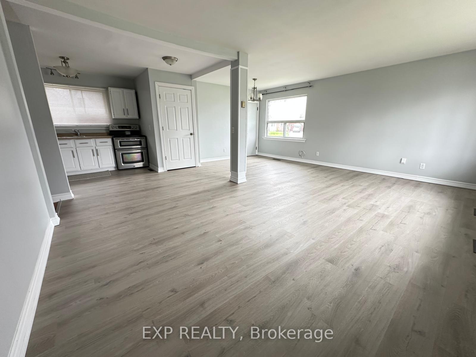 Photo 11 of 6 Woodland Acres, Belleville, Belleville Ward — HOMEH
