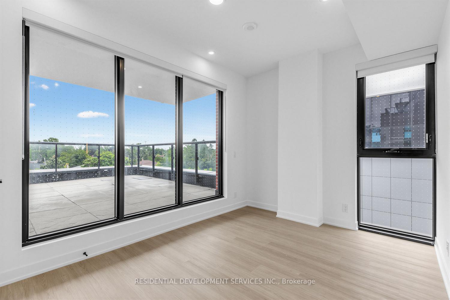 Photo 15 of Unit 507, 699 Sheppard Avenue E, North York, Bayview Village — HOMEH