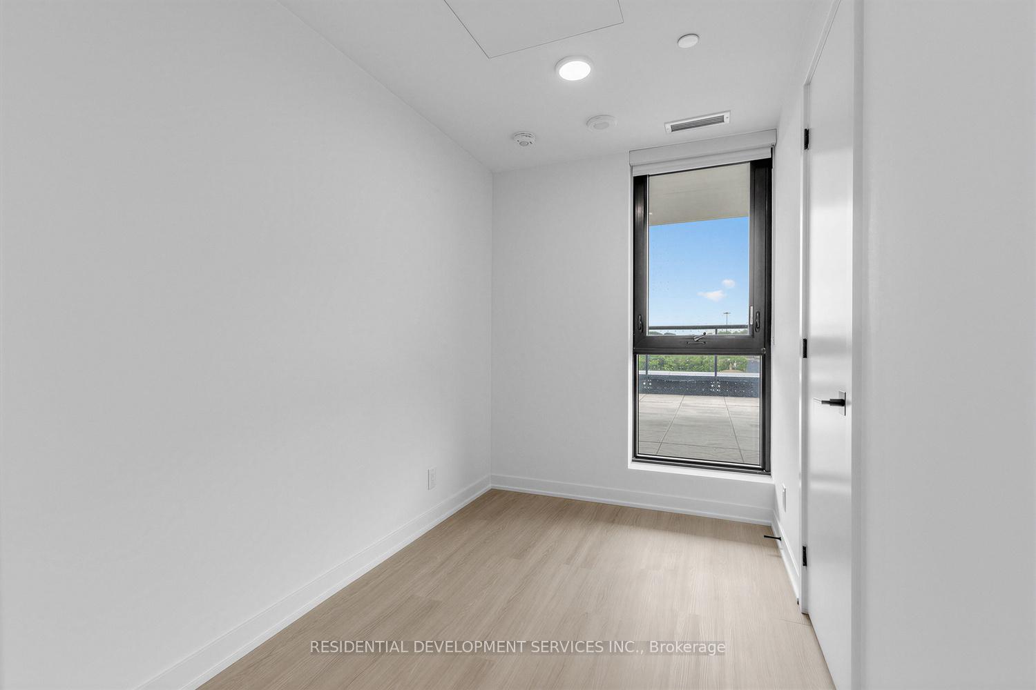 Photo 20 of Unit 507, 699 Sheppard Avenue E, North York, Bayview Village — HOMEH