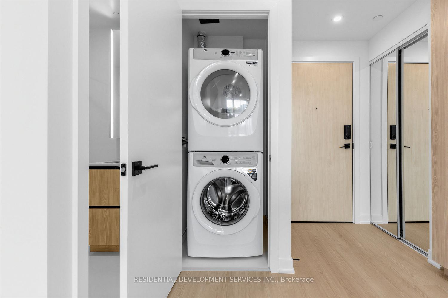 Photo 23 of Unit 507, 699 Sheppard Avenue E, North York, Bayview Village — HOMEH