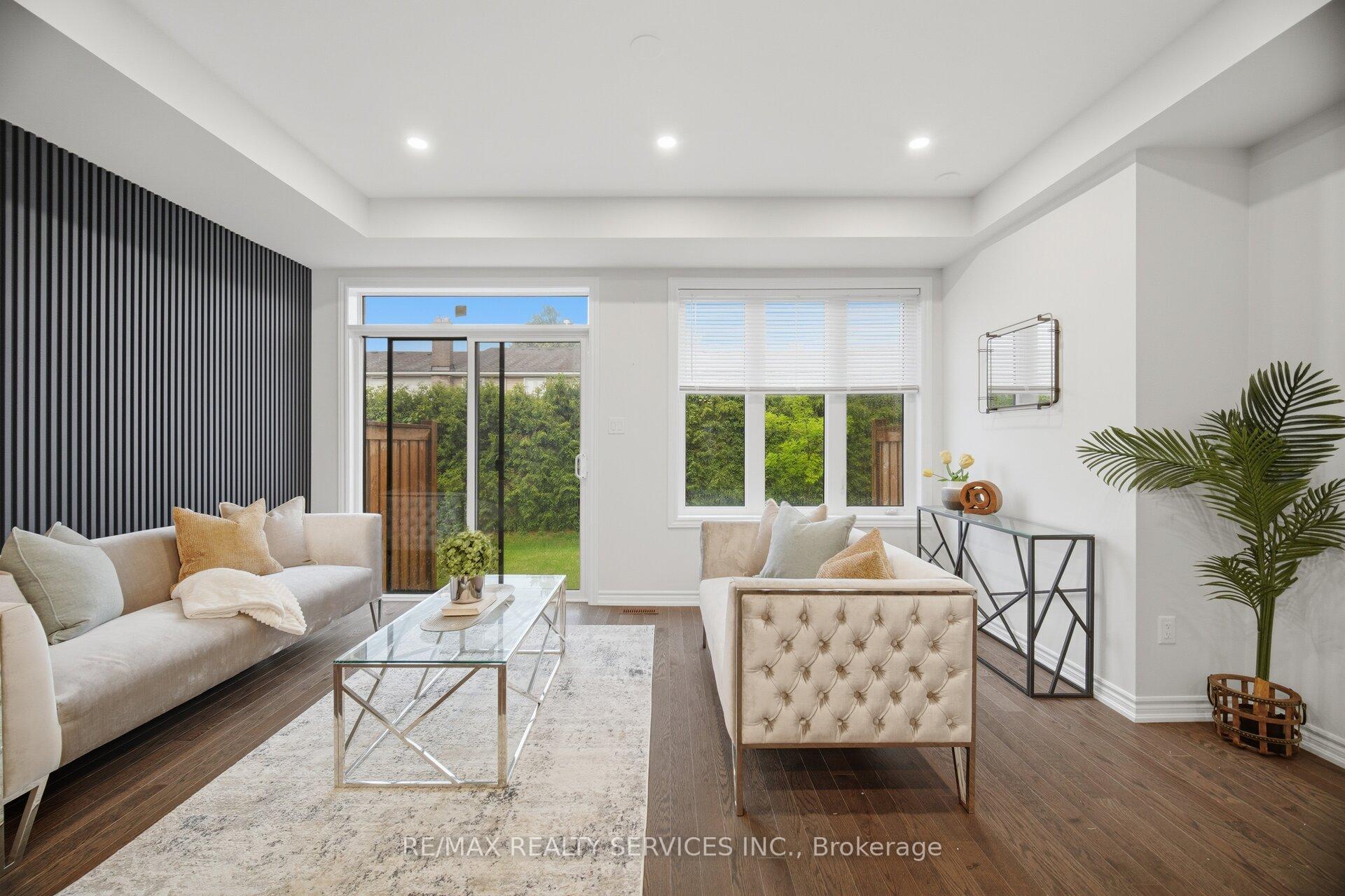 Photo 15 of 1426 Oakmont Common, Burlington, Tyandaga — HOMEH