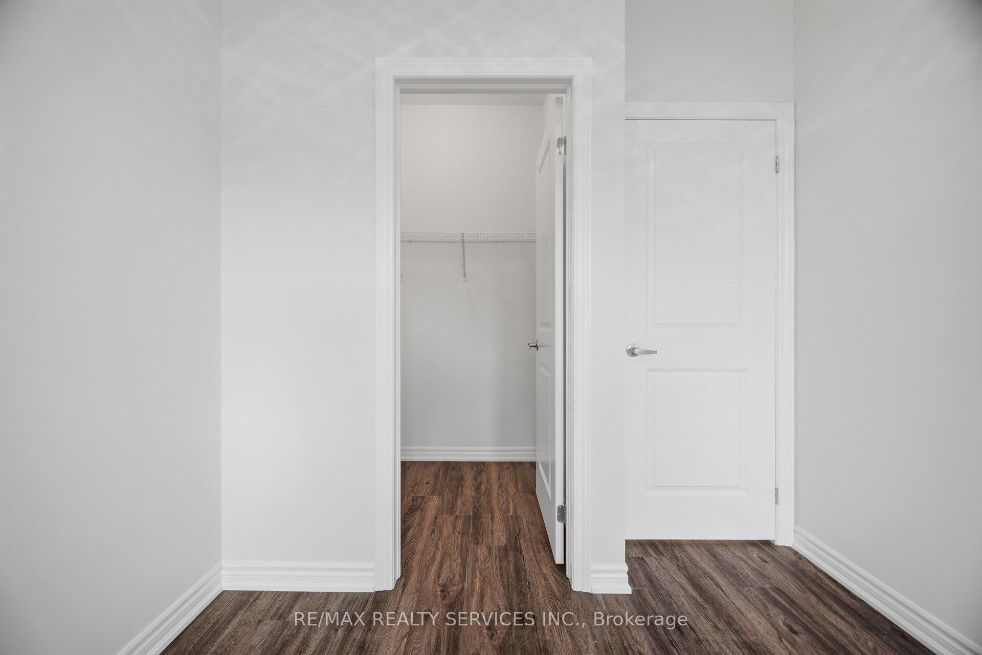 Photo 31 of 1426 Oakmont Common, Burlington, Tyandaga — HOMEH