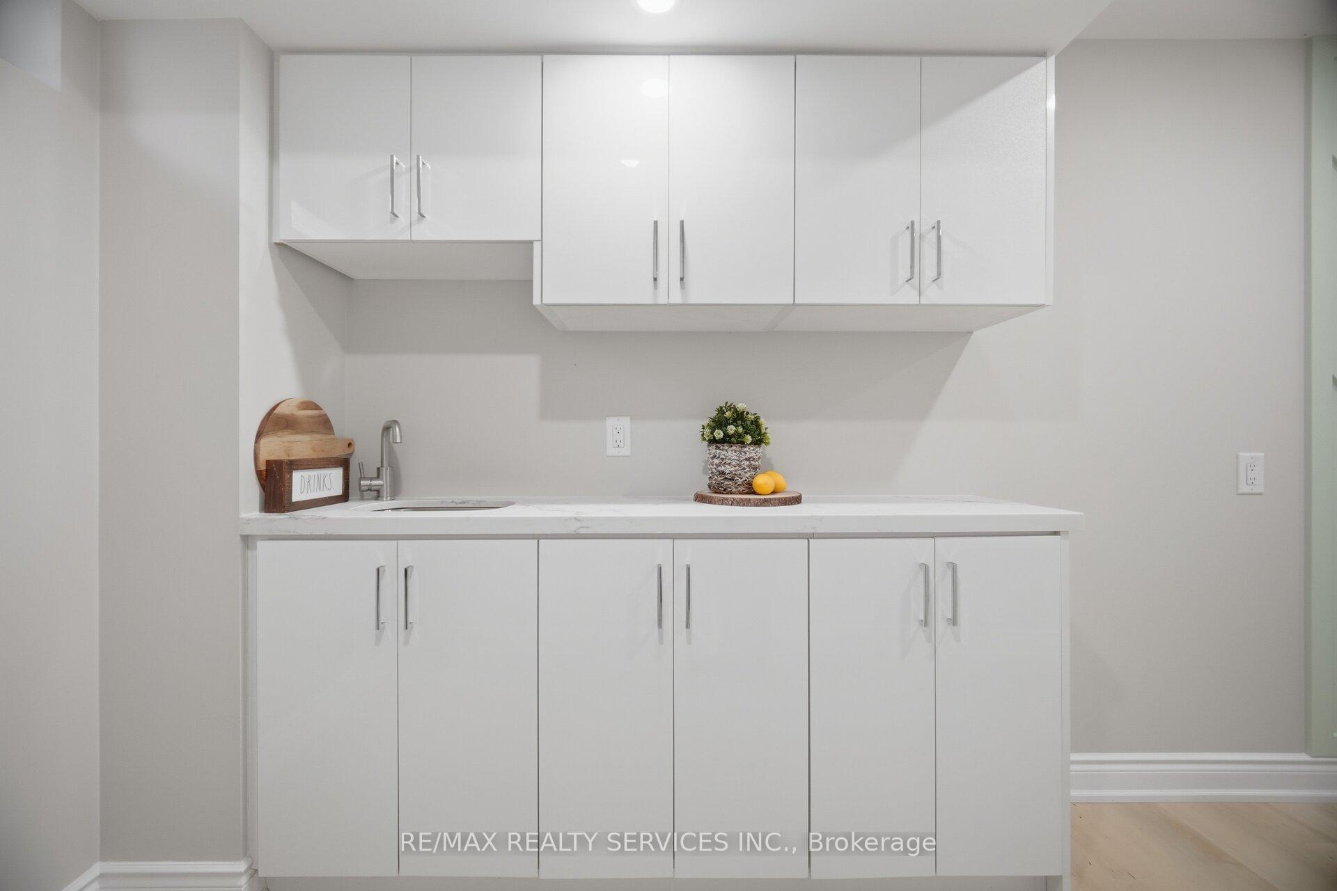 Photo 41 of 1426 Oakmont Common, Burlington, Tyandaga — HOMEH