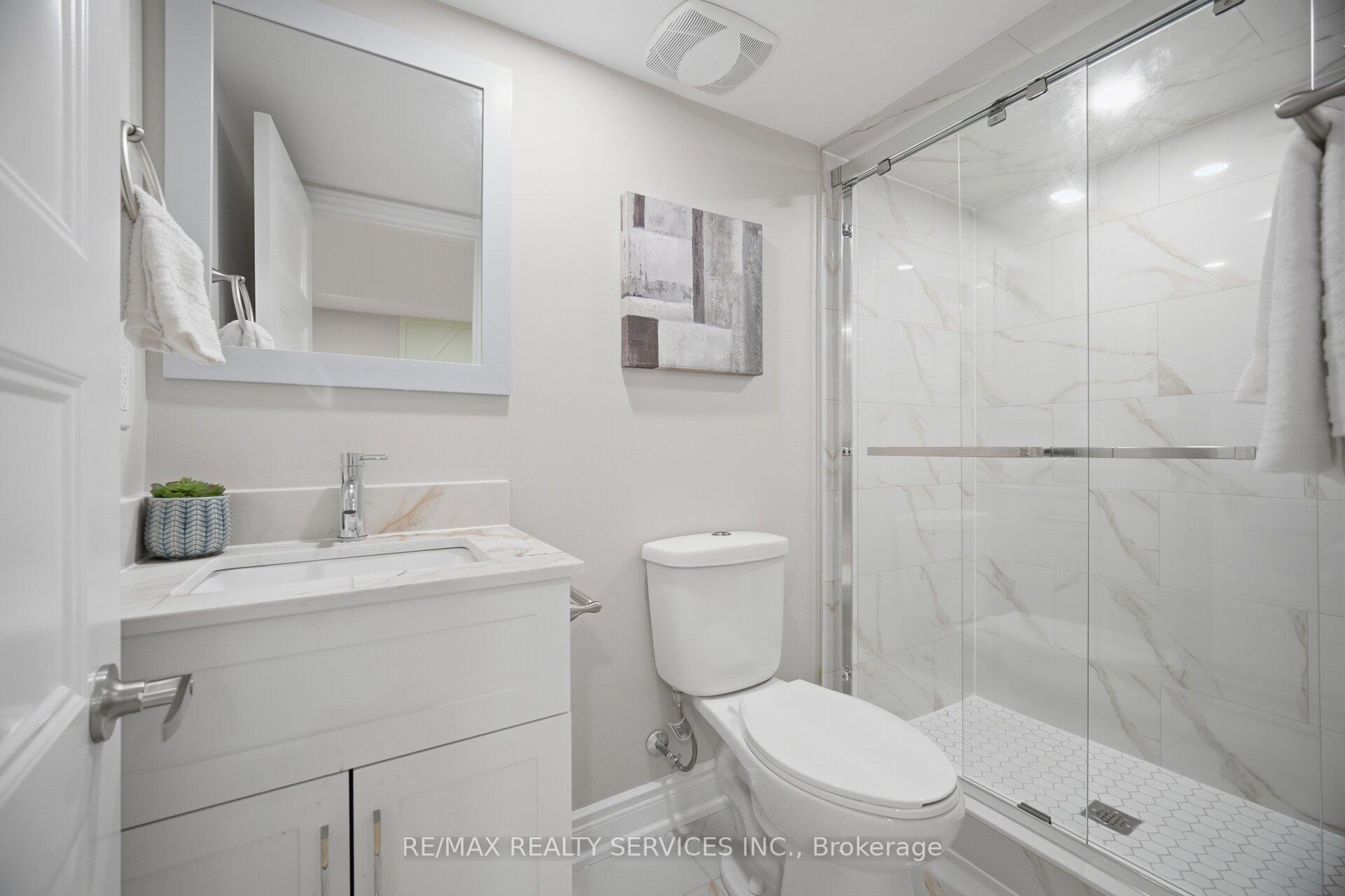 Photo 43 of 1426 Oakmont Common, Burlington, Tyandaga — HOMEH