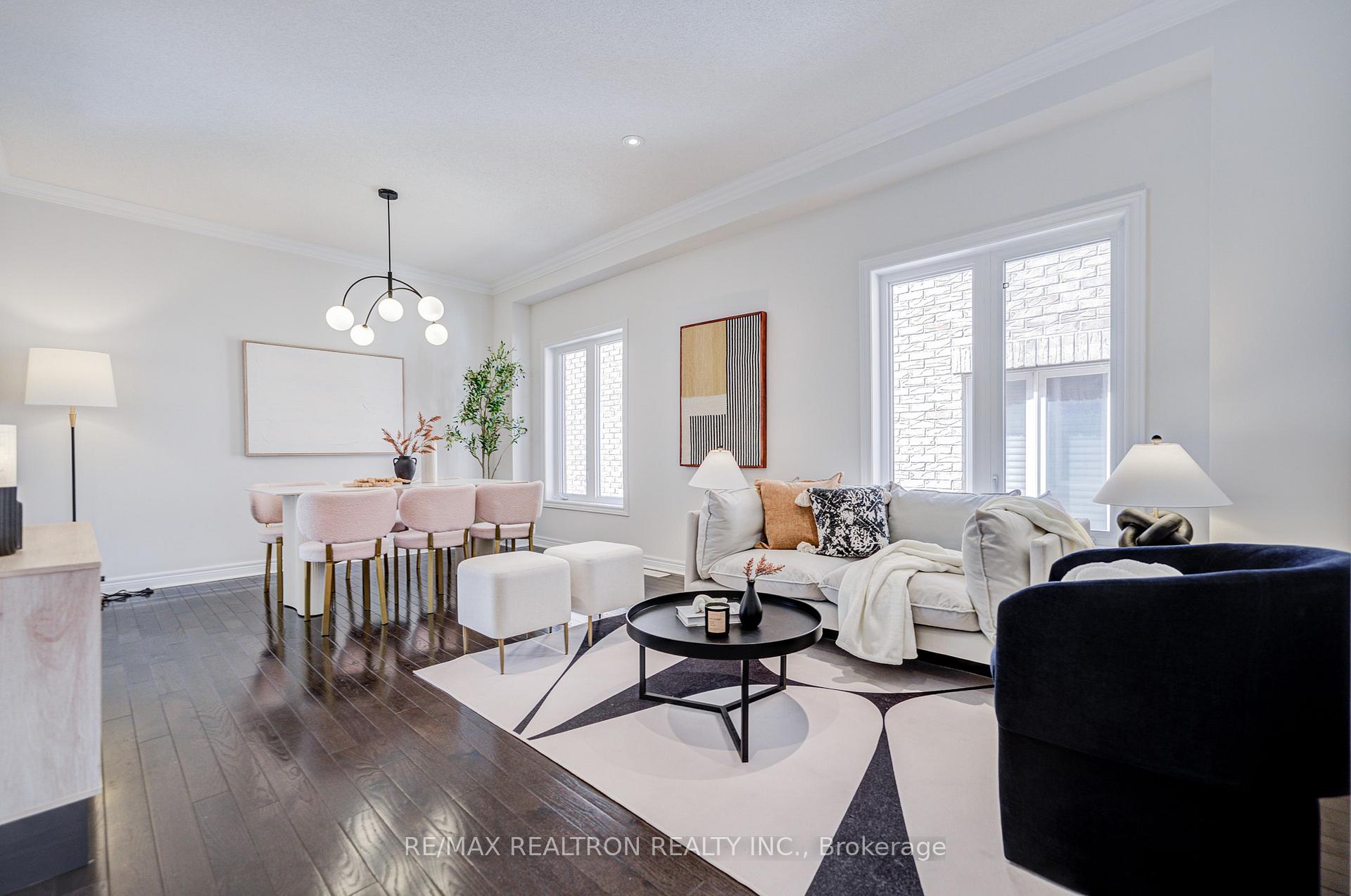 Photo 7 of 342 Lauderdale Drive, Vaughan, Patterson — HOMEH