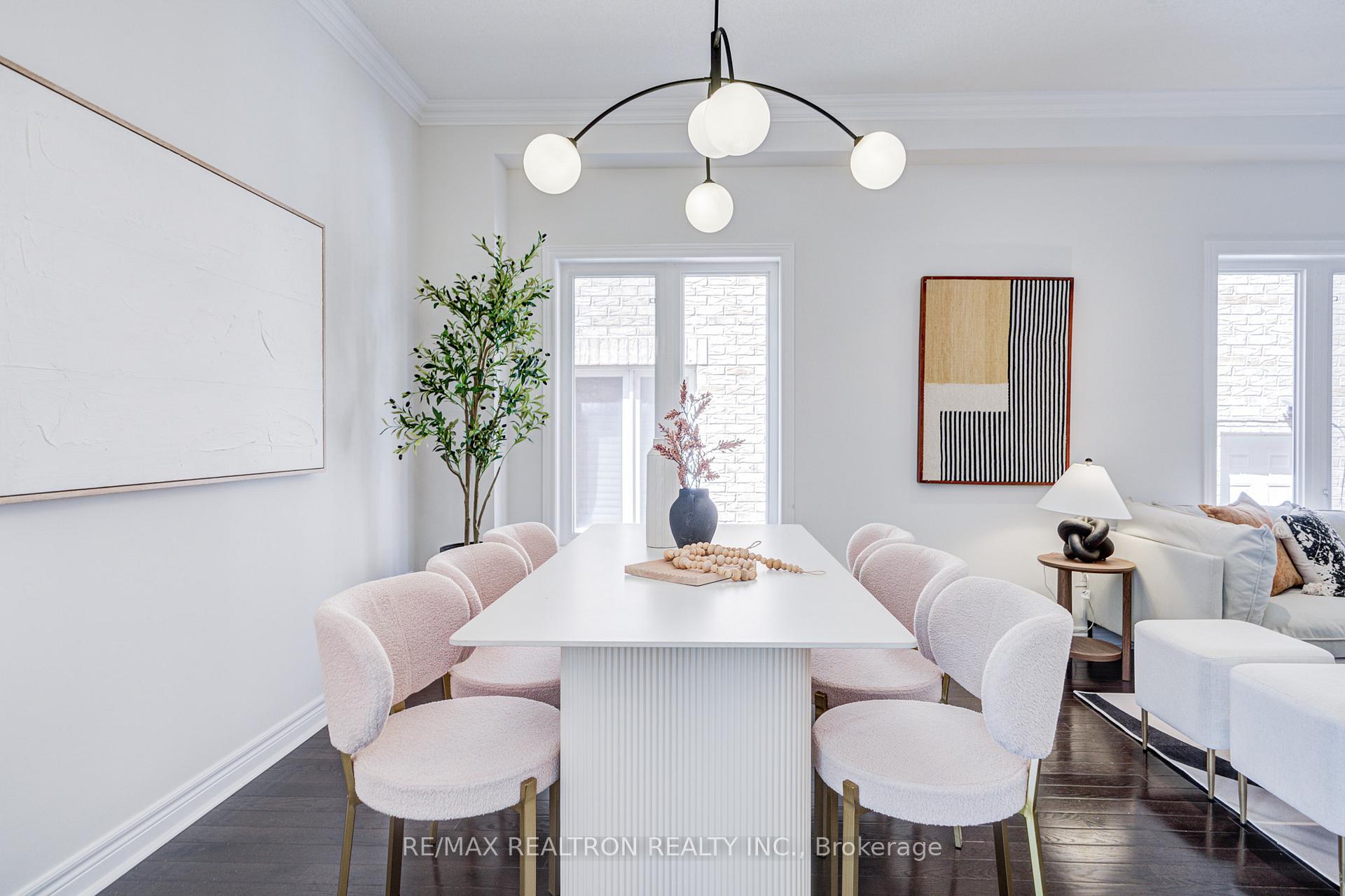 Photo 8 of 342 Lauderdale Drive, Vaughan, Patterson — HOMEH