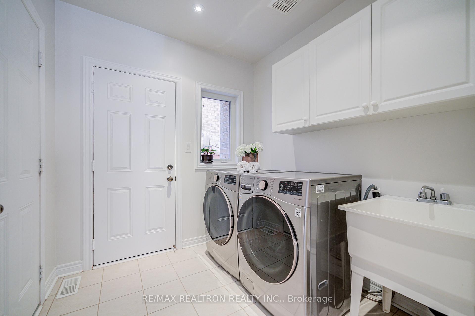 Photo 33 of 342 Lauderdale Drive, Vaughan, Patterson — HOMEH
