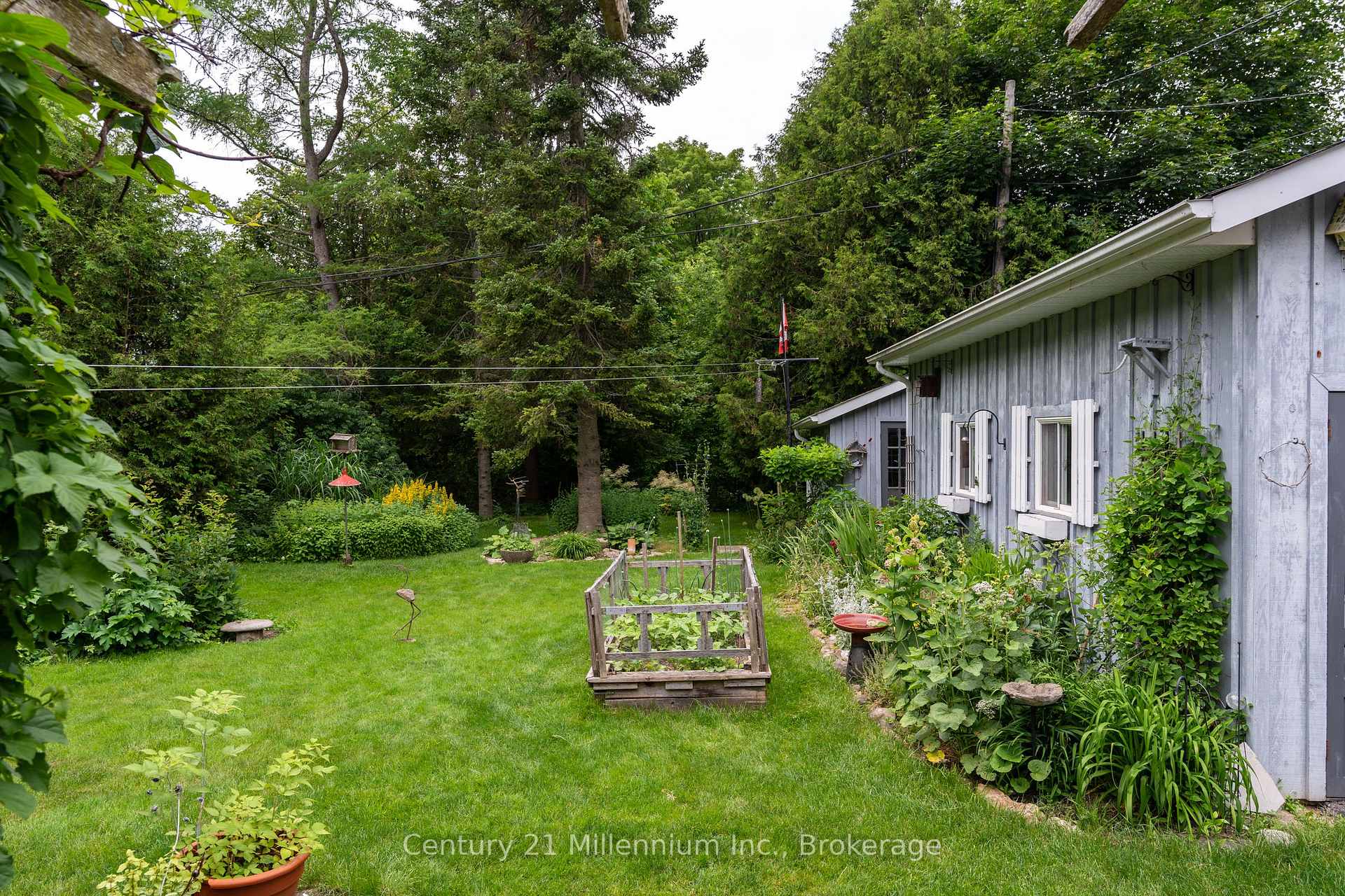 Photo 6 of 128 7th Avenue E, Owen Sound — HOMEH