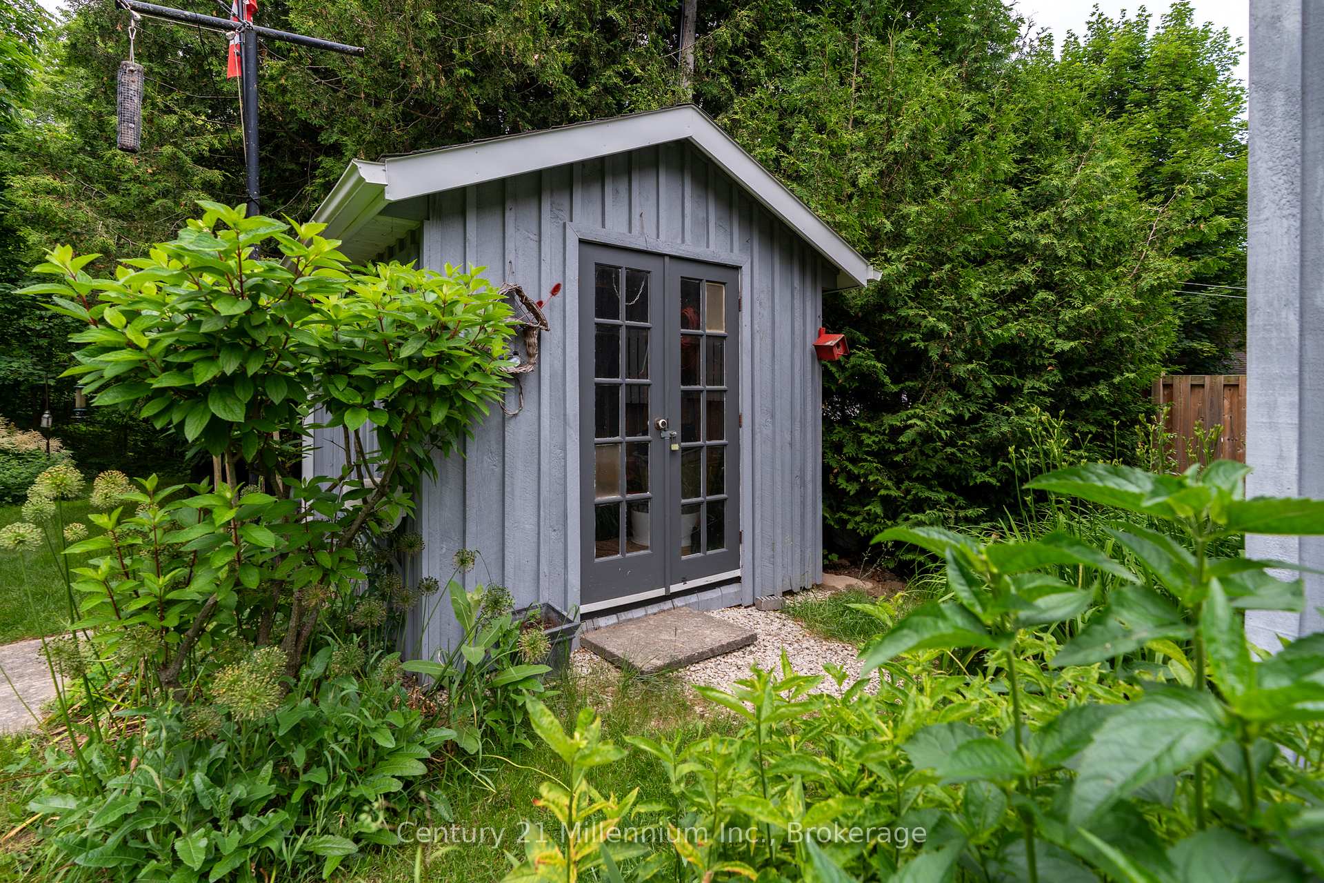 Photo 7 of 128 7th Avenue E, Owen Sound — HOMEH
