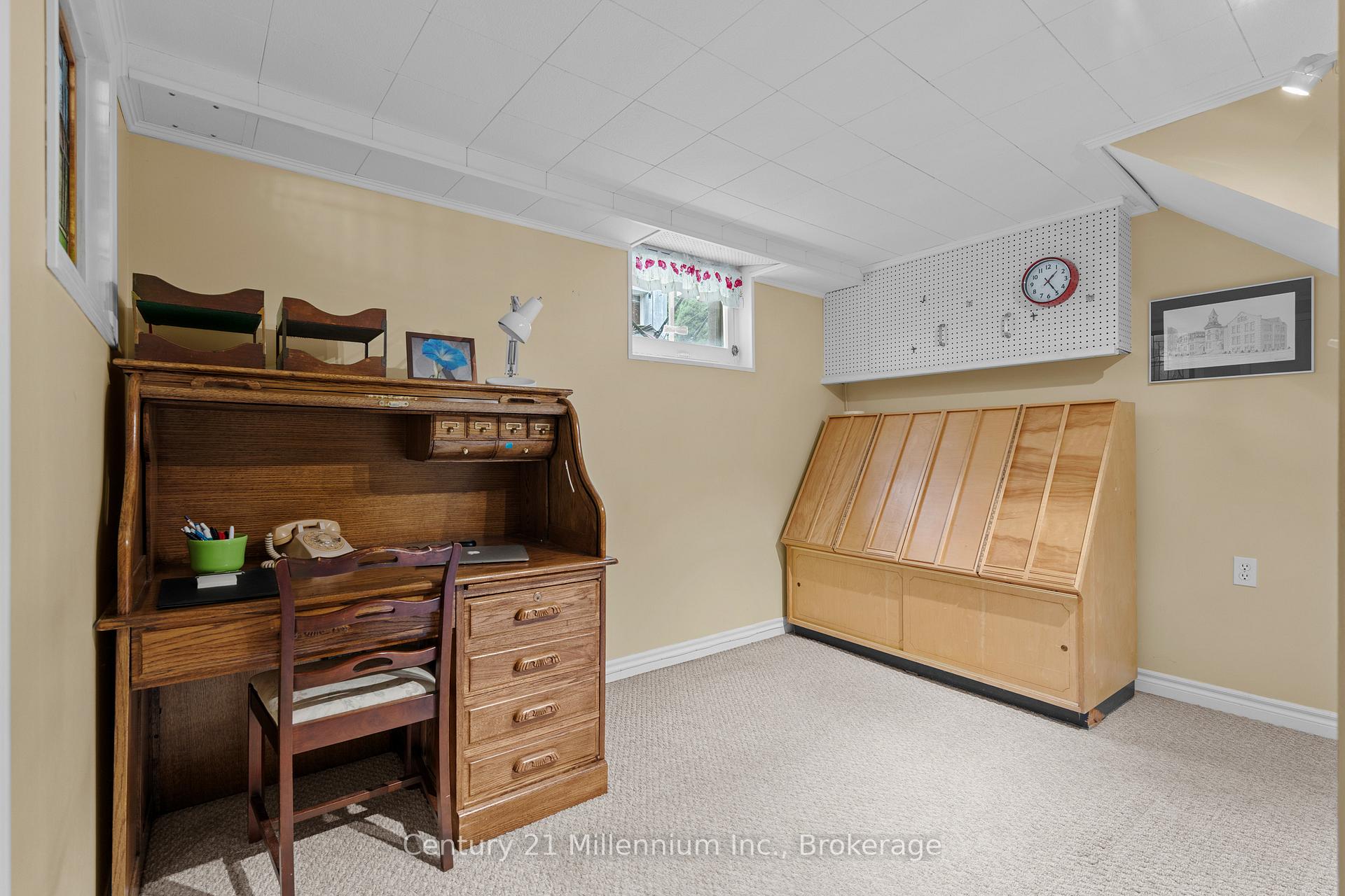 Photo 28 of 128 7th Avenue E, Owen Sound — HOMEH