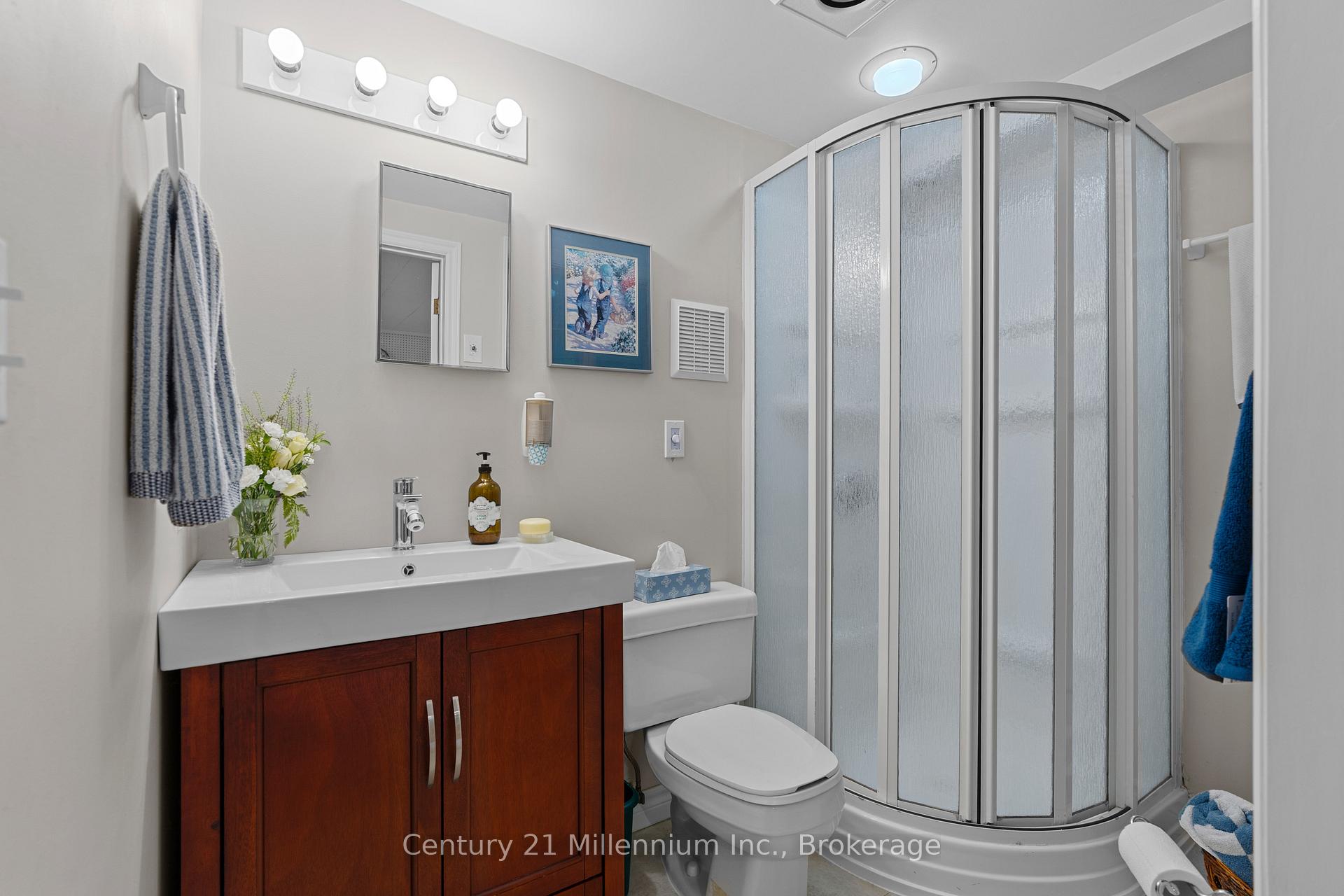Photo 30 of 128 7th Avenue E, Owen Sound — HOMEH