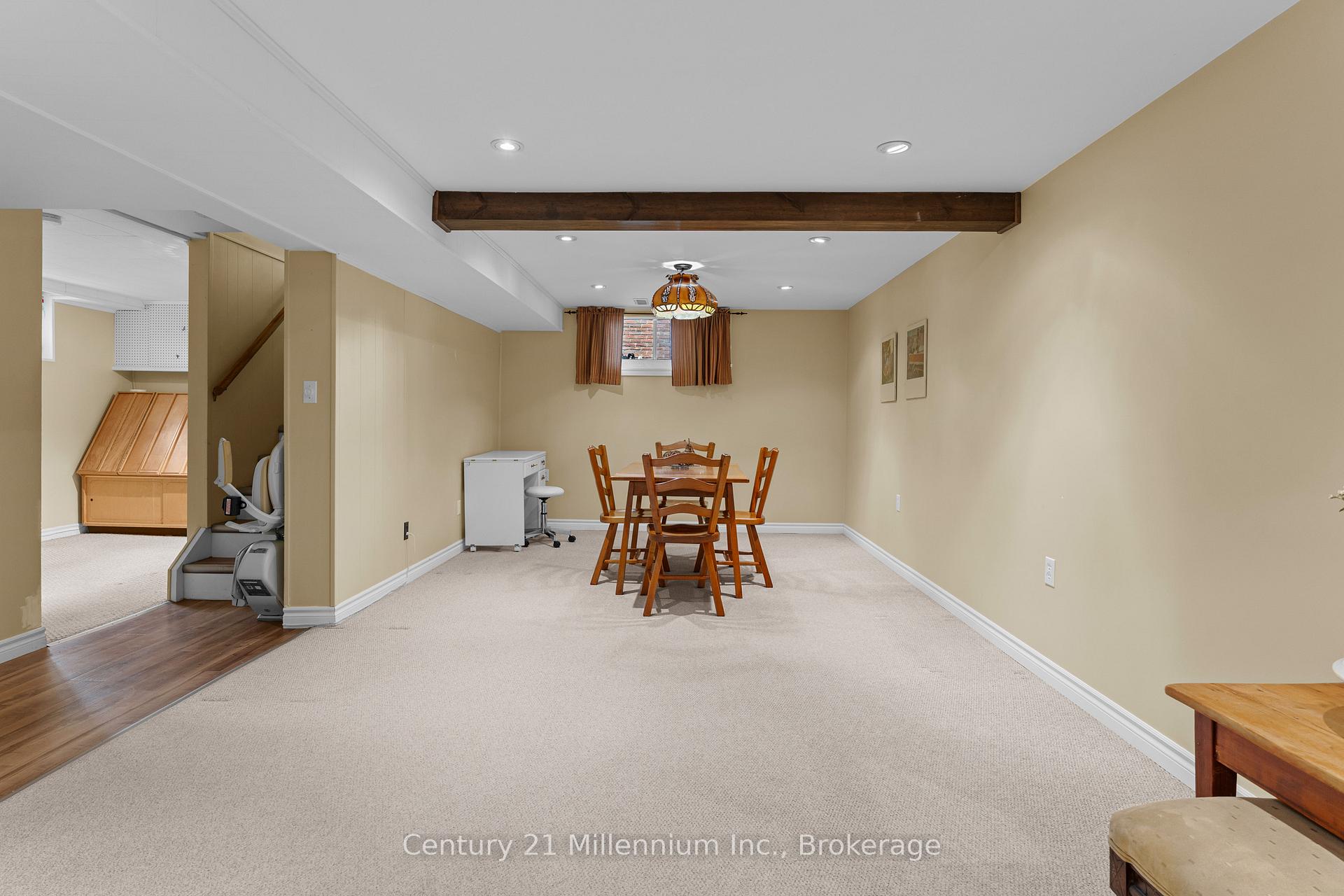 Photo 31 of 128 7th Avenue E, Owen Sound — HOMEH