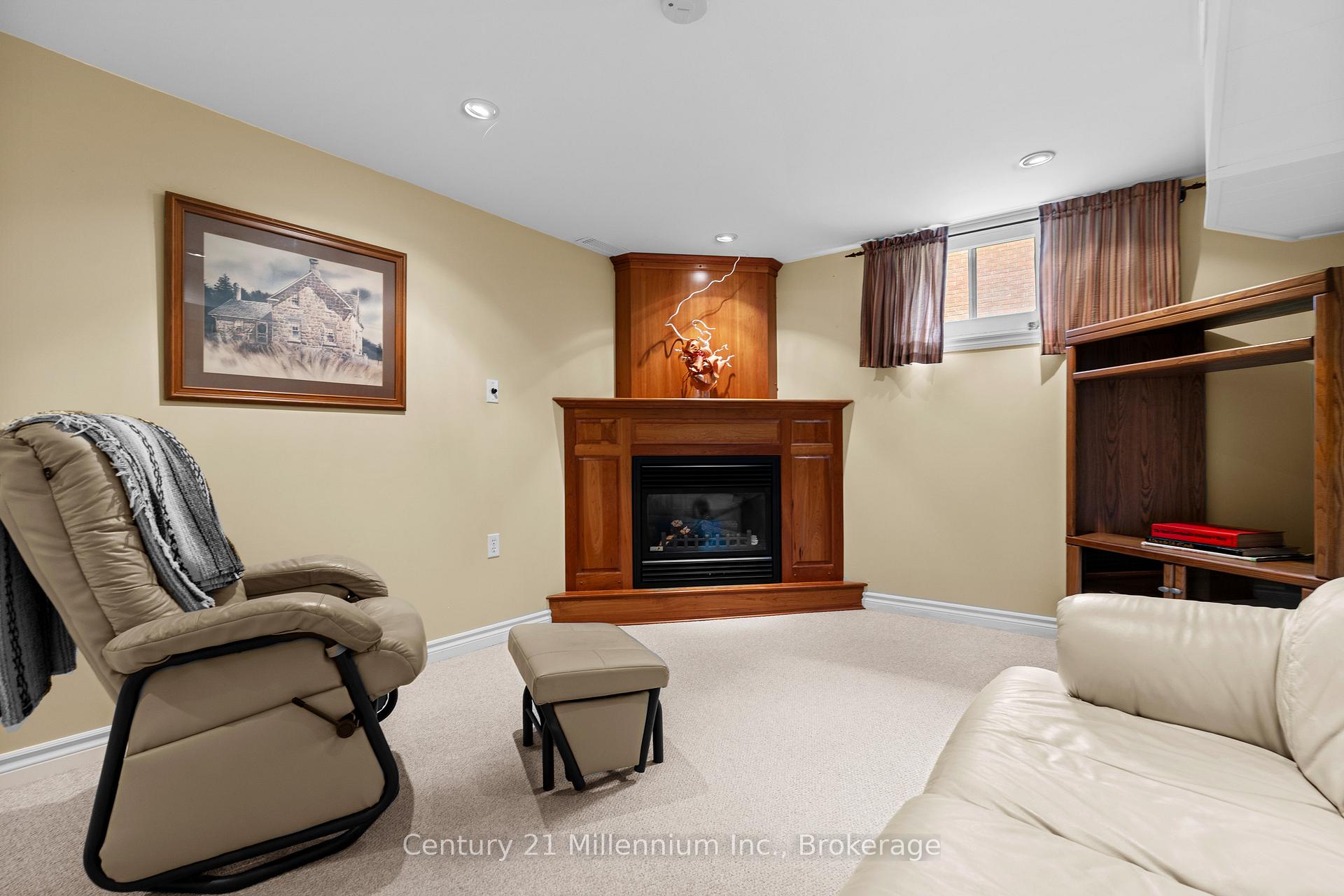 Photo 35 of 128 7th Avenue E, Owen Sound — HOMEH