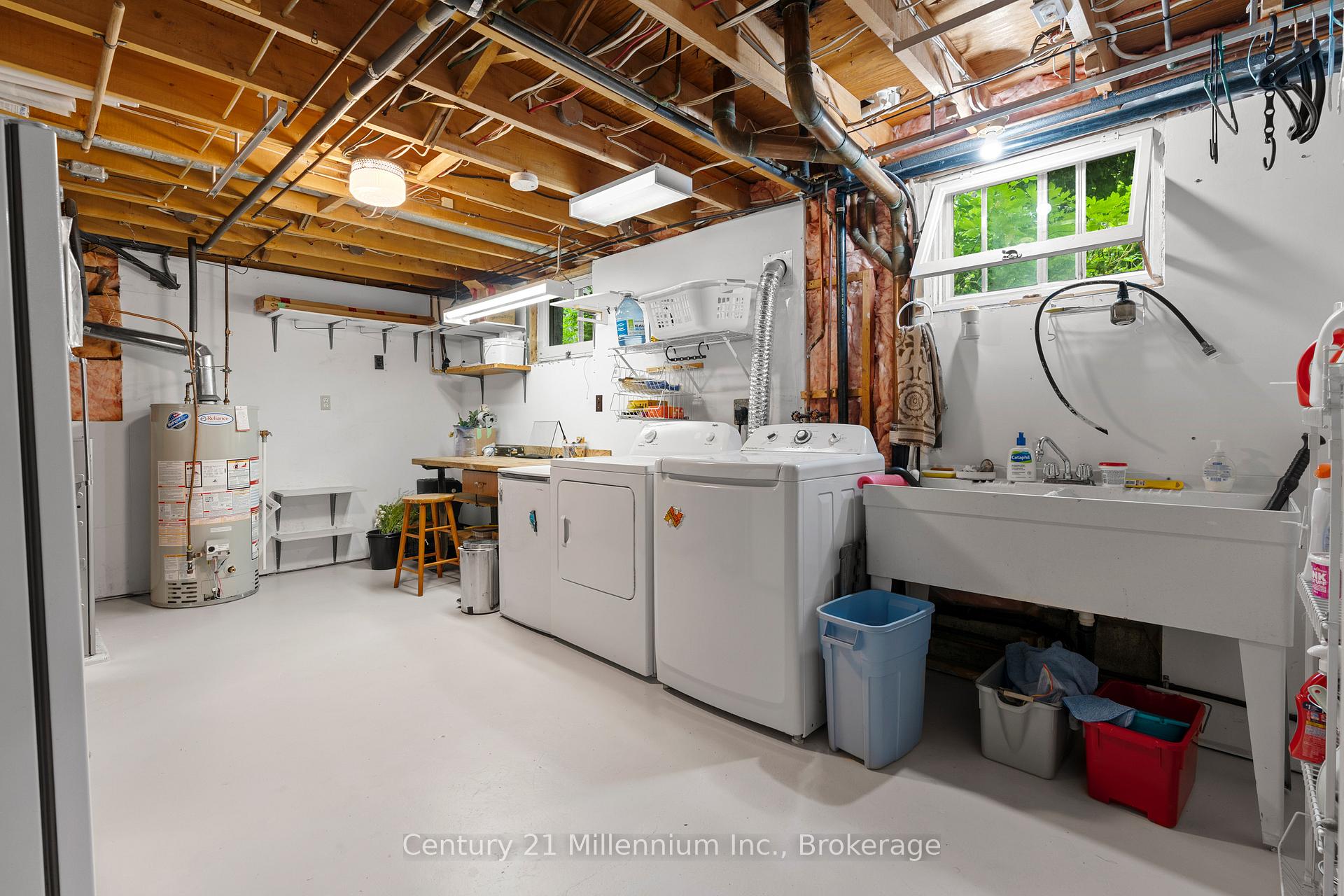 Photo 36 of 128 7th Avenue E, Owen Sound — HOMEH
