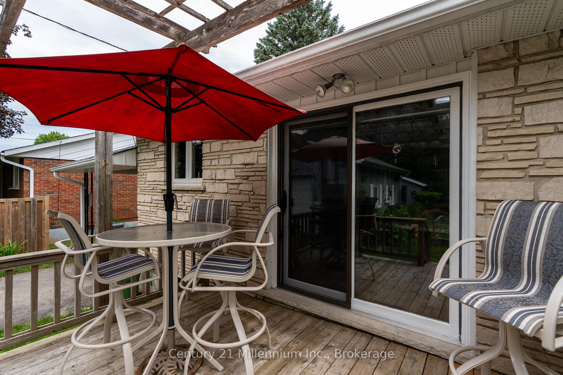 Photo 41 of 128 7th Avenue E, Owen Sound — HOMEH