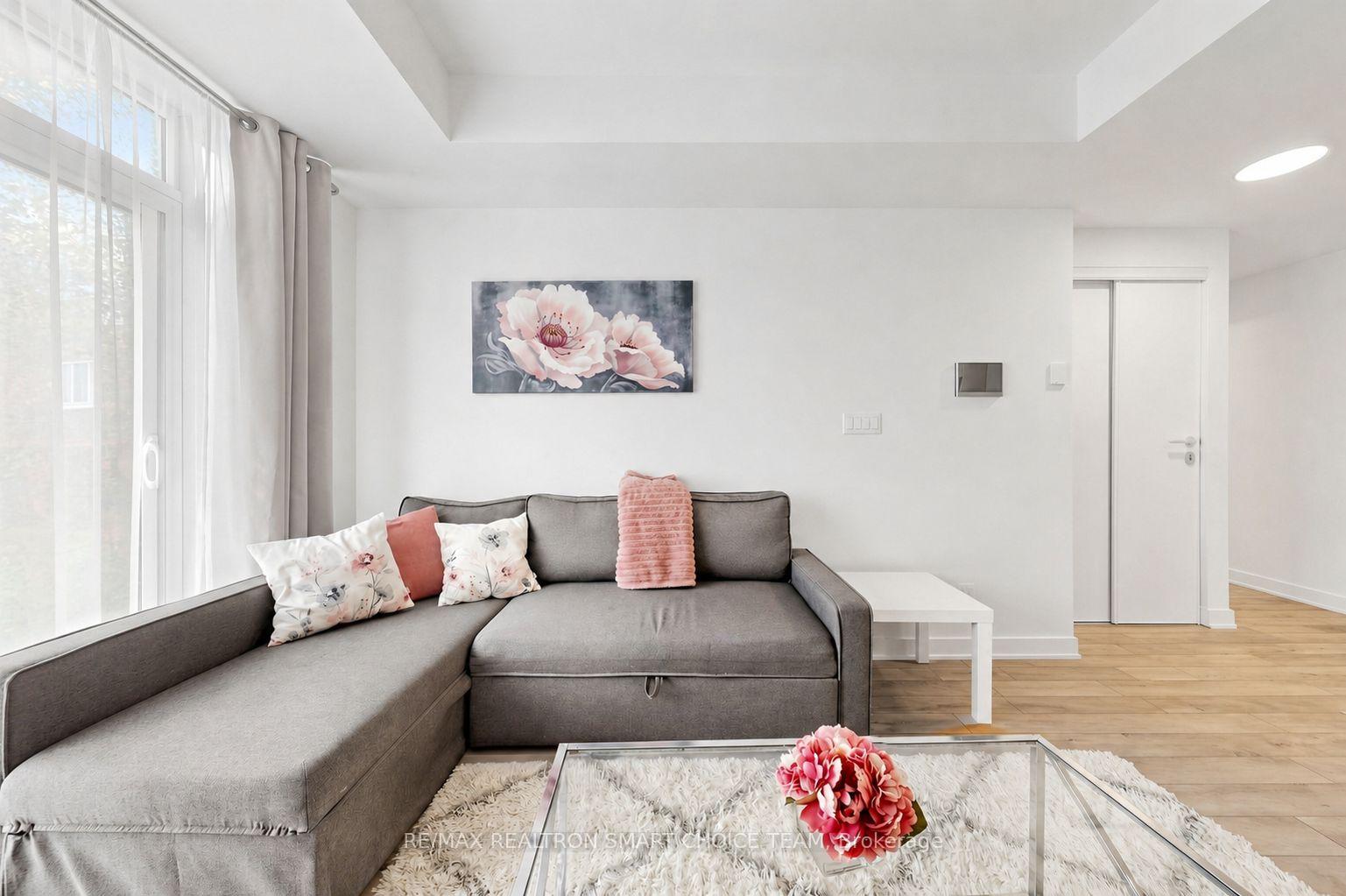 Photo 7 of Unit 364, 1005 Dundas Street E, Oakville, Joshua Meadows — HOMEH