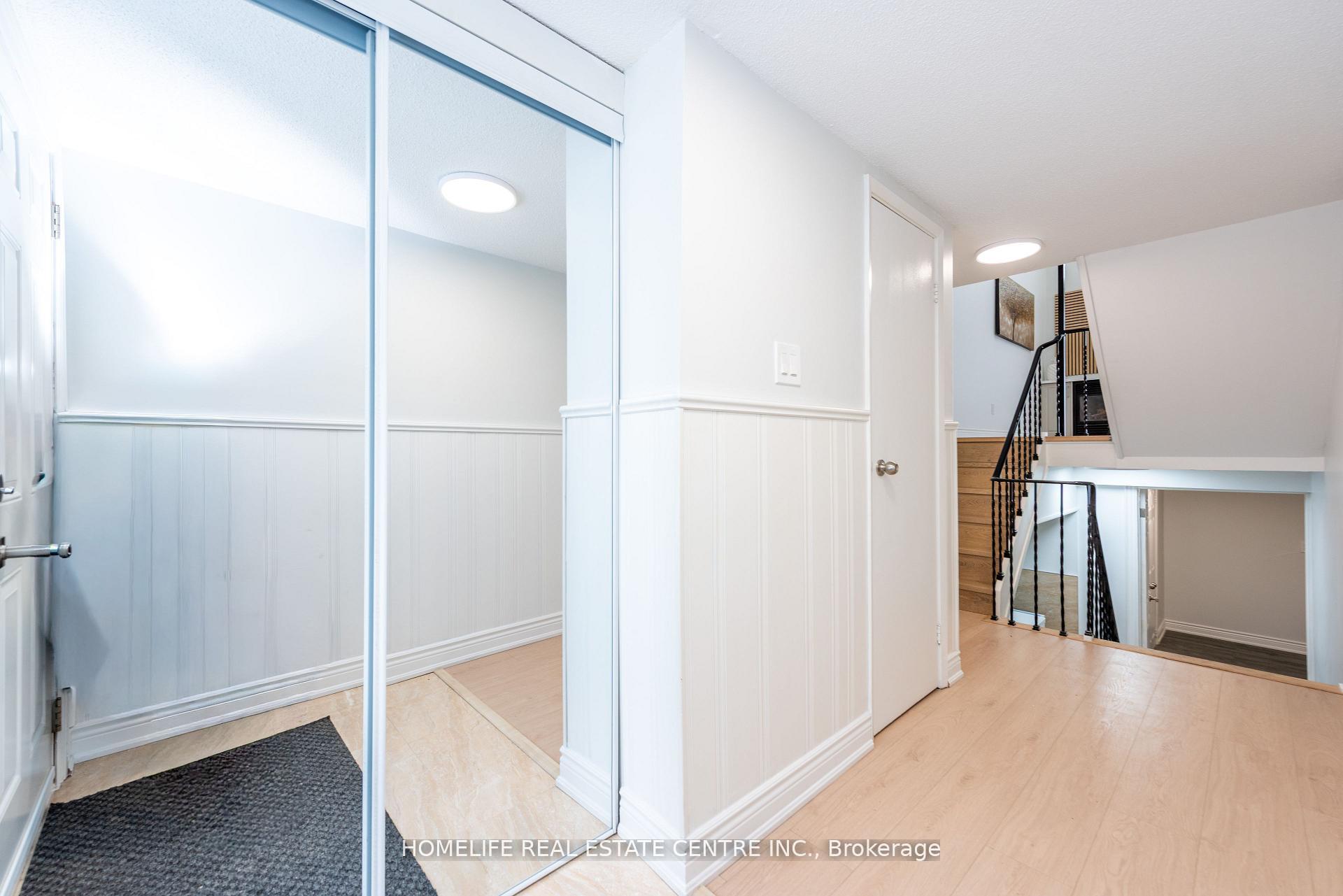 Photo 5 of 62 Mccallum Court, Brampton, Queen Street Corridor — HOMEH