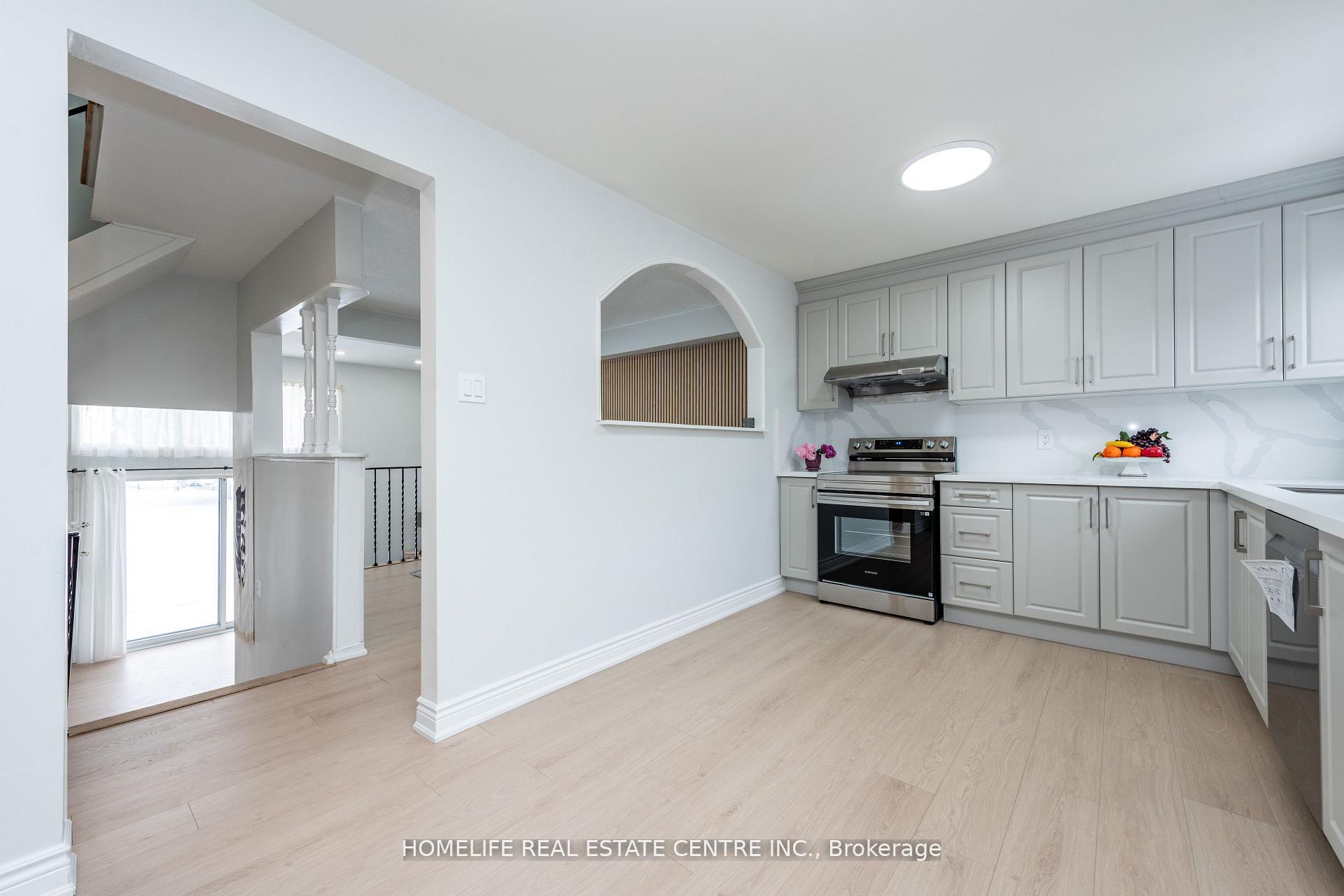 Photo 15 of 62 Mccallum Court, Brampton, Queen Street Corridor — HOMEH