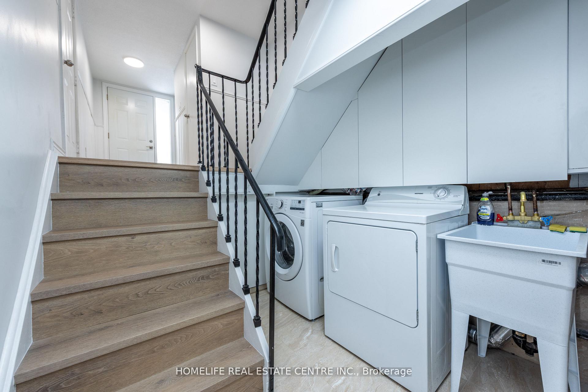 Photo 40 of 62 Mccallum Court, Brampton, Queen Street Corridor — HOMEH