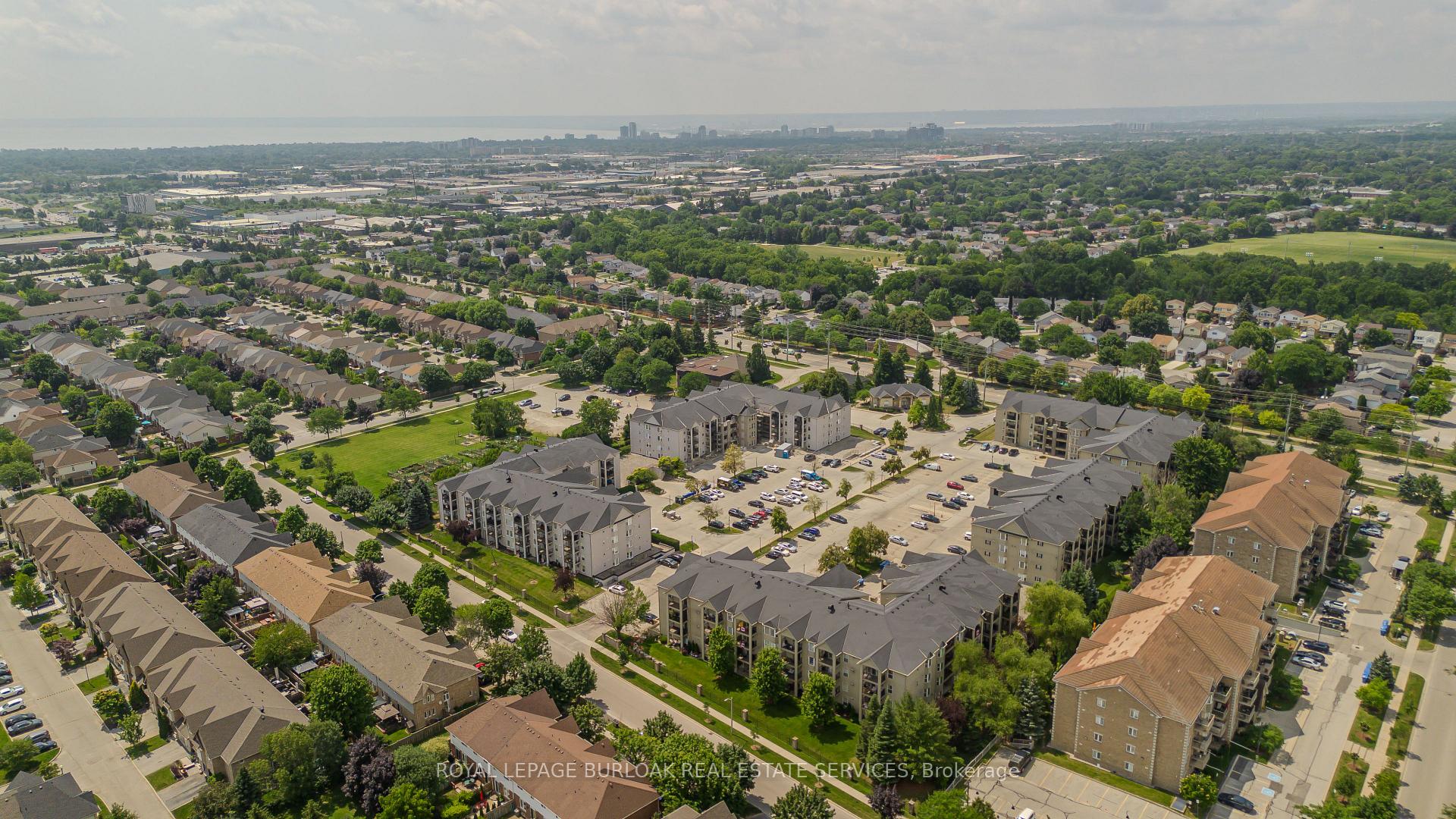 Photo 6 of Unit 306, 1441 Walker's Line, Burlington, Tansley — HOMEH