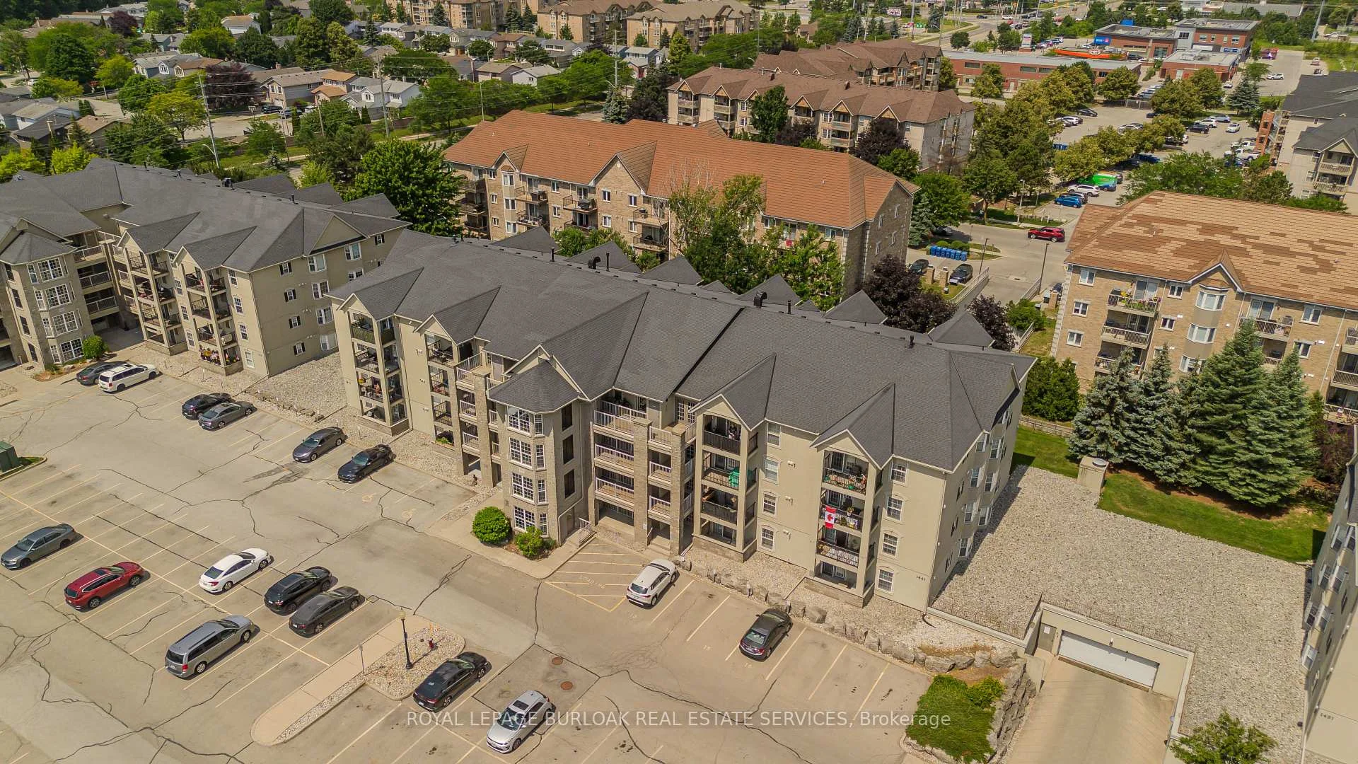 Photo 4 of Unit 306, 1441 Walker's Line, Burlington, Tansley — HOMEH