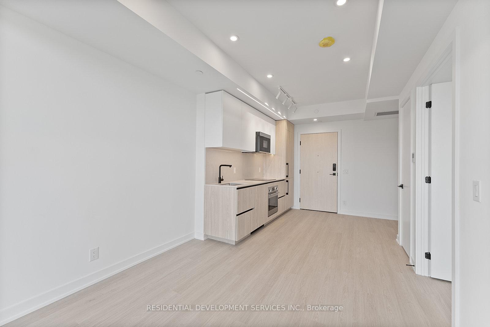 Photo 15 of Unit 1111, 699 Sheppard Avenue E, North York, Bayview Village — HOMEH