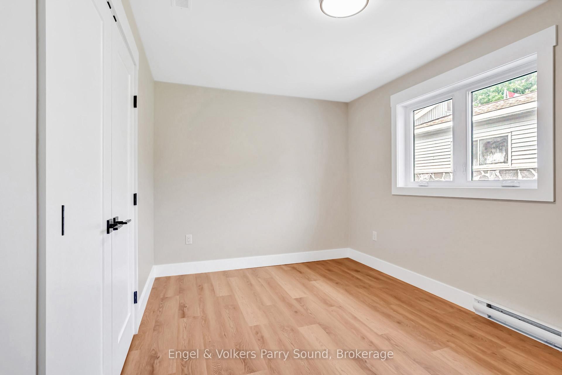 Photo 23 of 46 Forest Street, Parry Sound — HOMEH