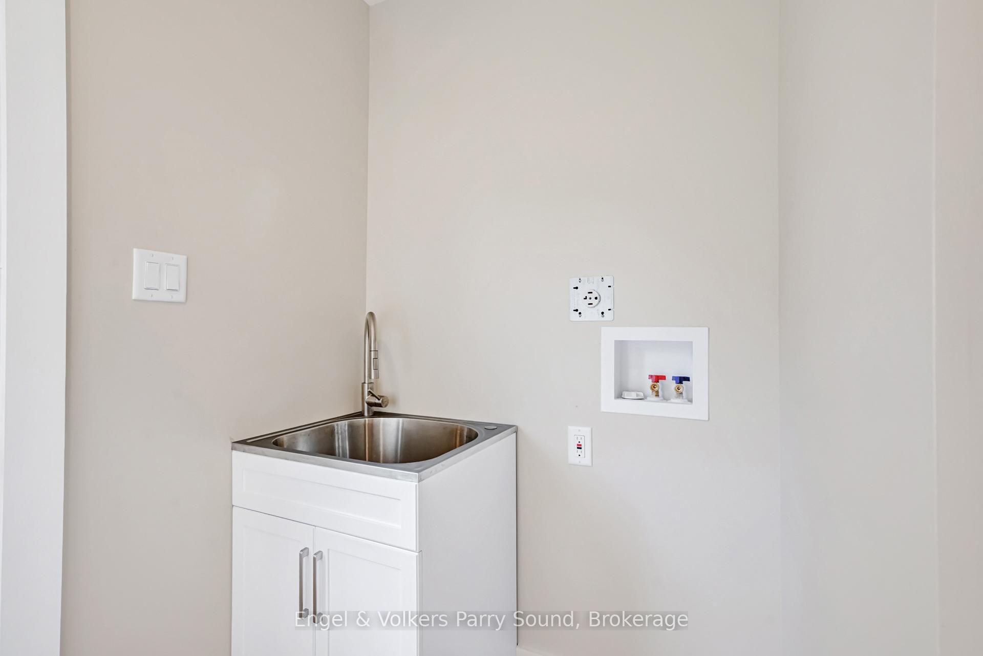 Photo 25 of 46 Forest Street, Parry Sound — HOMEH