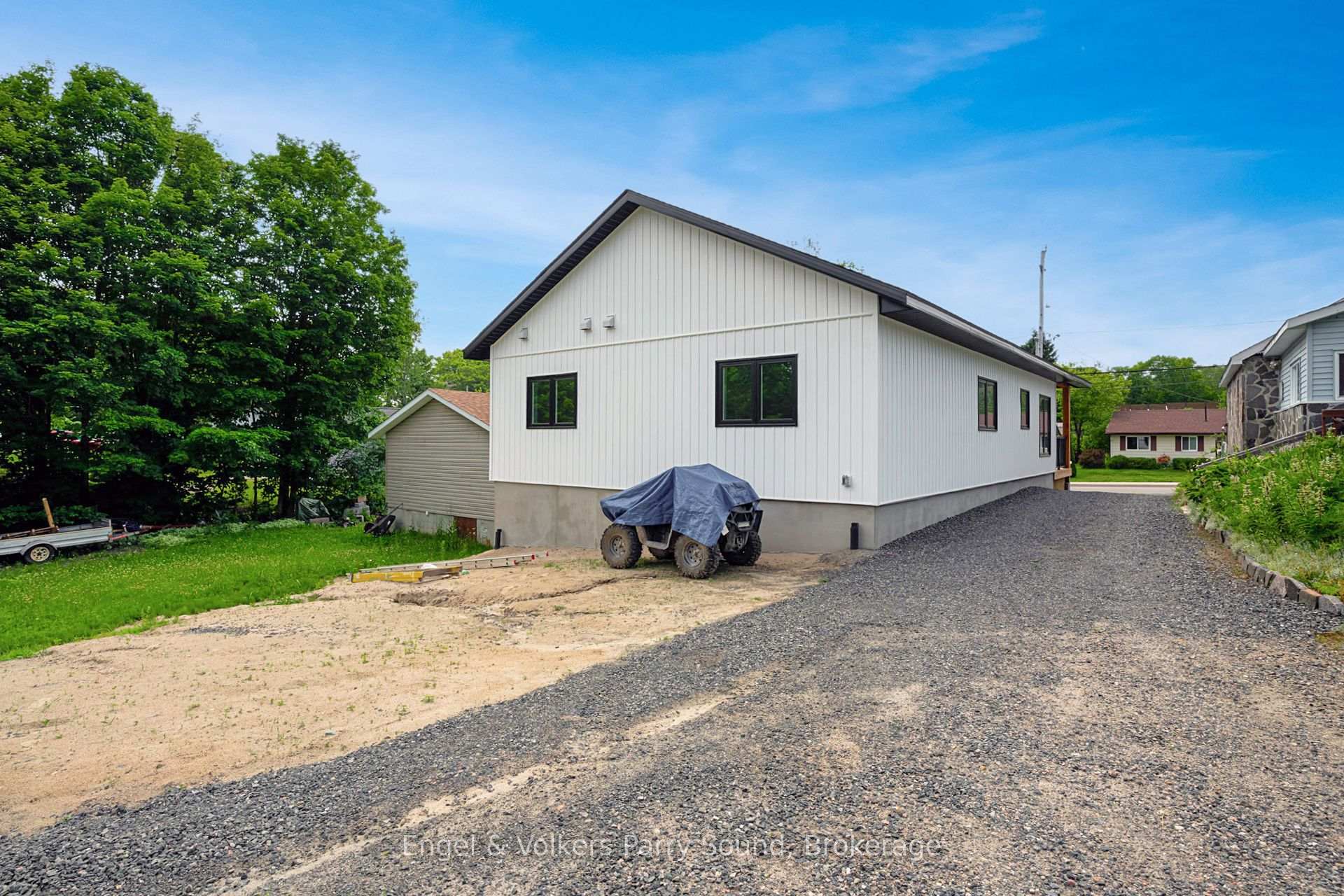 Photo 27 of 46 Forest Street, Parry Sound — HOMEH