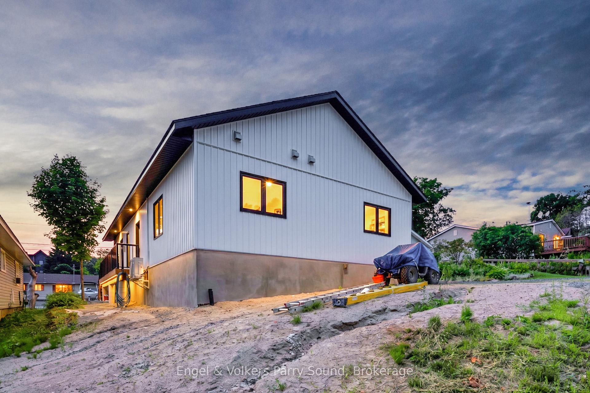 Photo 28 of 46 Forest Street, Parry Sound — HOMEH