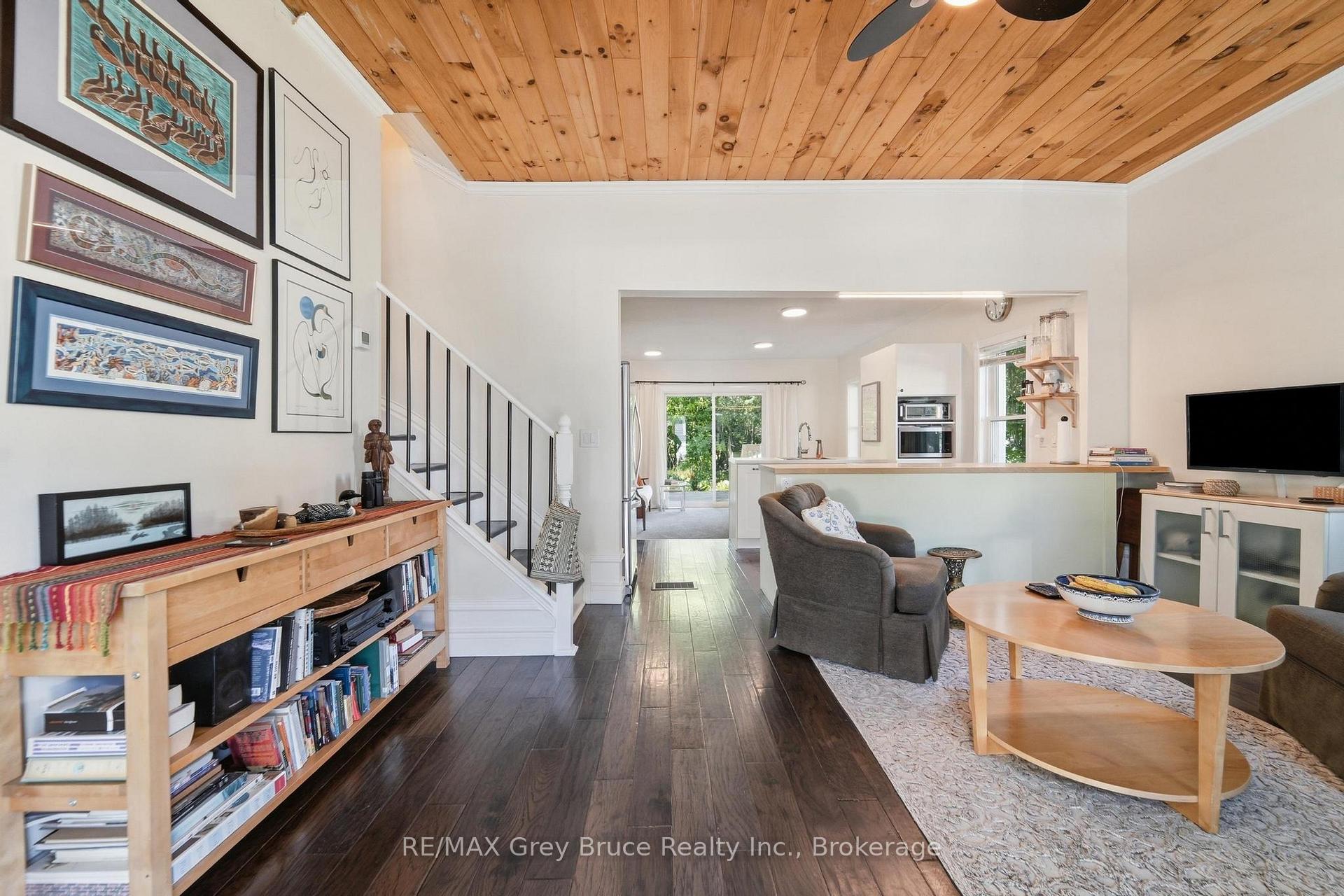 Photo 3 of 49 5th Street, Arran-Elderslie — HOMEH