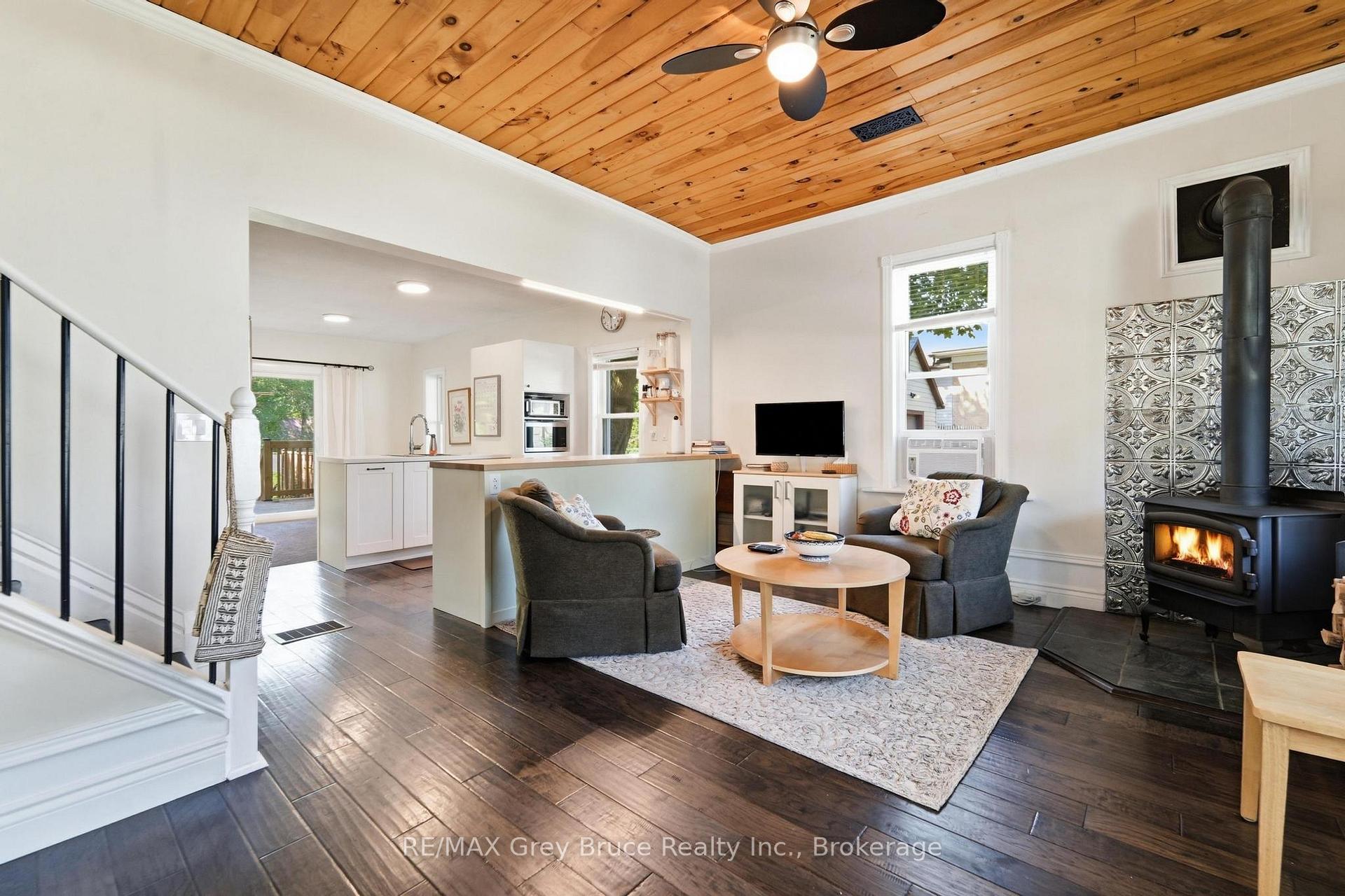 Photo 5 of 49 5th Street, Arran-Elderslie — HOMEH