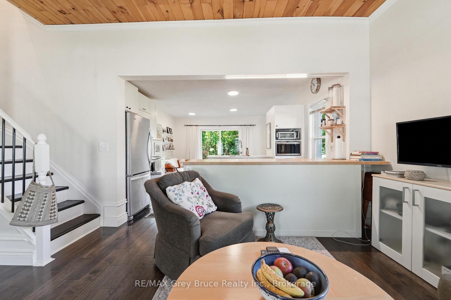 Photo 7 of 49 5th Street, Arran-Elderslie — HOMEH