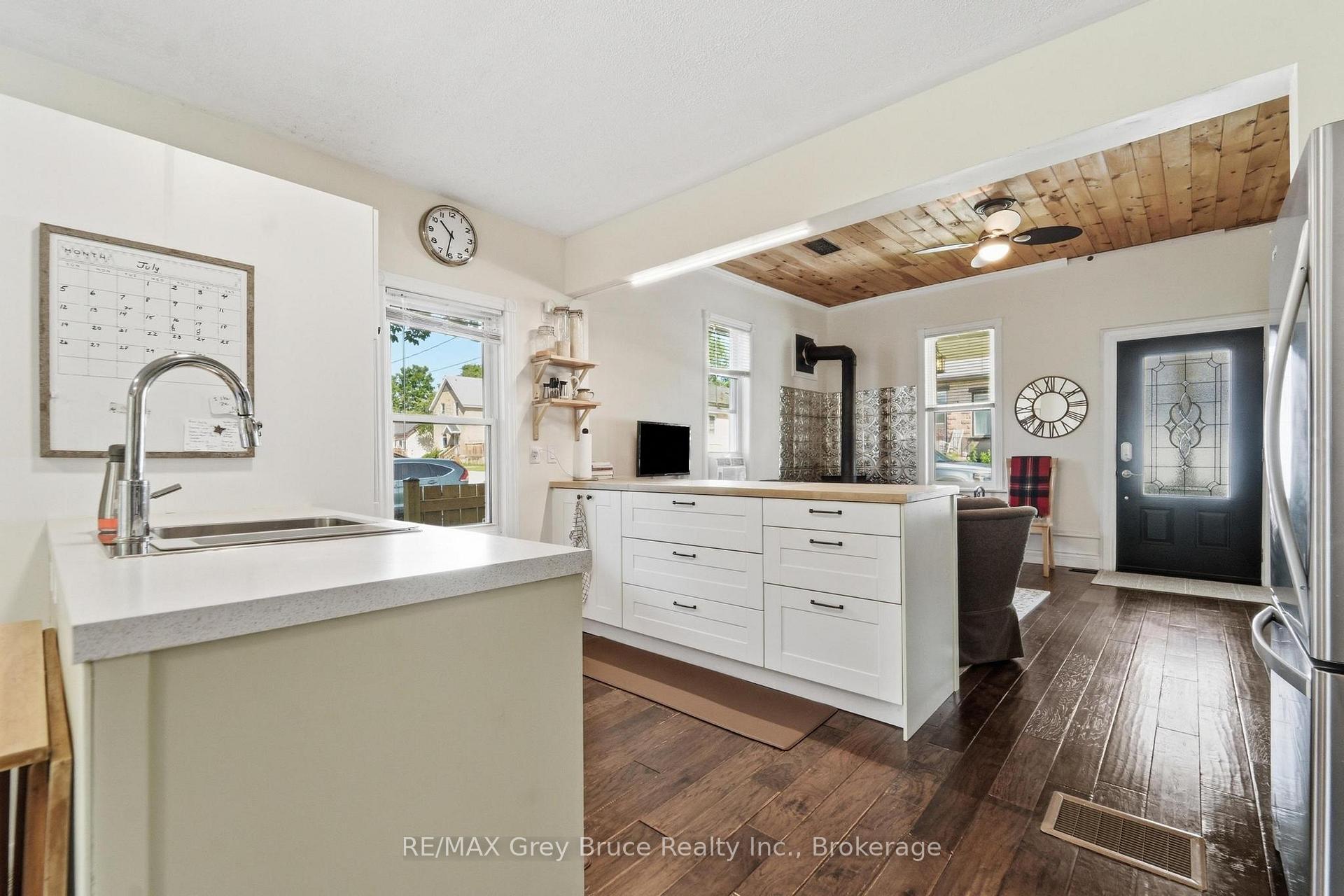 Photo 19 of 49 5th Street, Arran-Elderslie — HOMEH