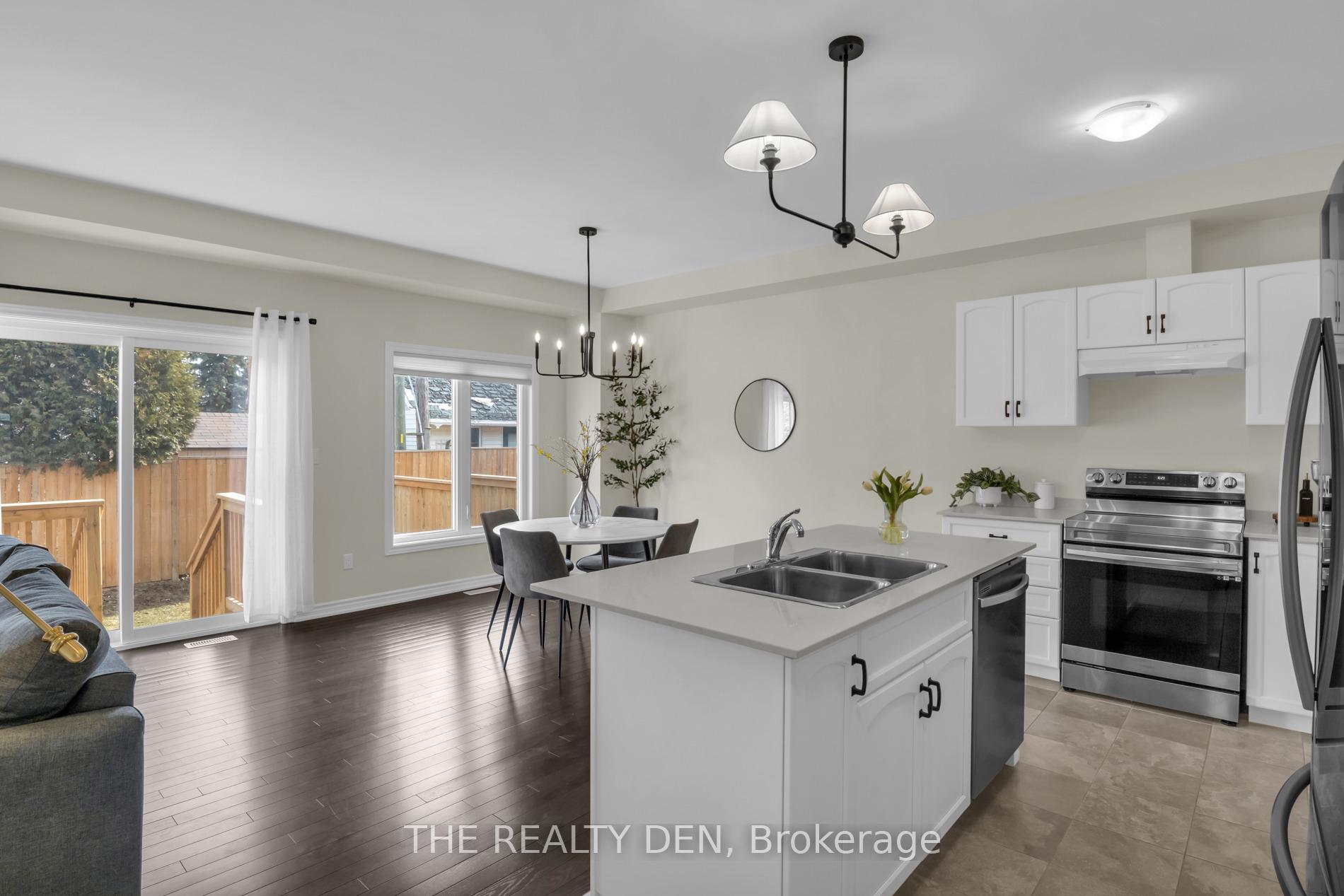 Photo 7 of Unit 17, 9 Braida Lane, Halton Hills, Acton — HOMEH